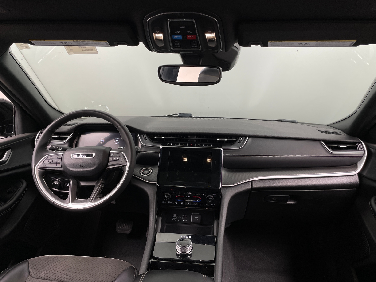Thumbnail: 2023 Jeep Grand Cherokee L - 2