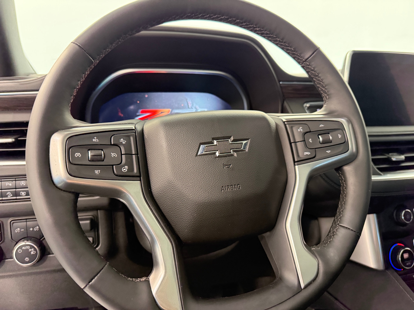 Thumbnail: 2023 Chevrolet Tahoe - 4