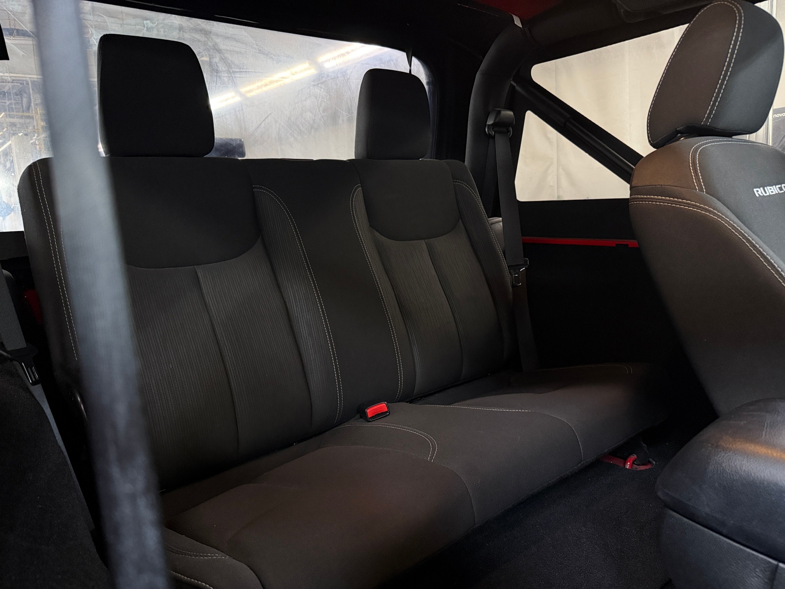 Thumbnail: 2018 Jeep Wrangler - 6