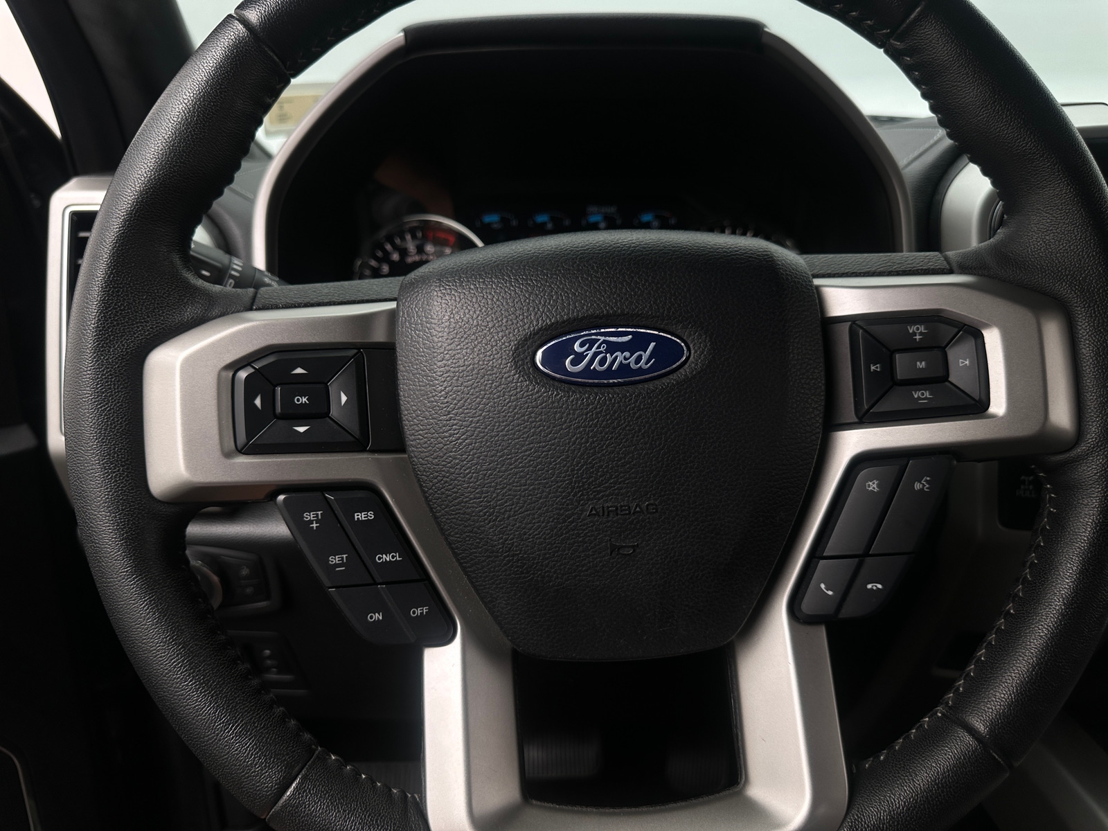 Thumbnail: 2020 Ford Econoline - 4