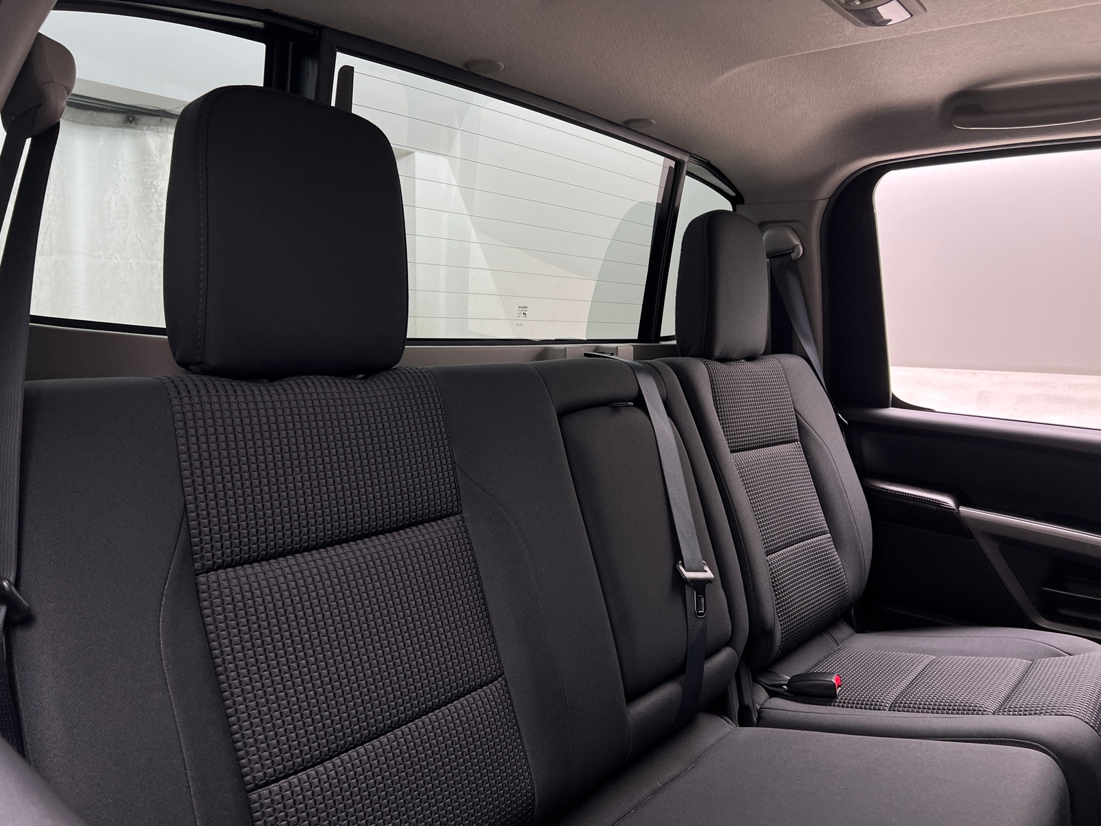 Thumbnail: 2015 Nissan Titan - 6