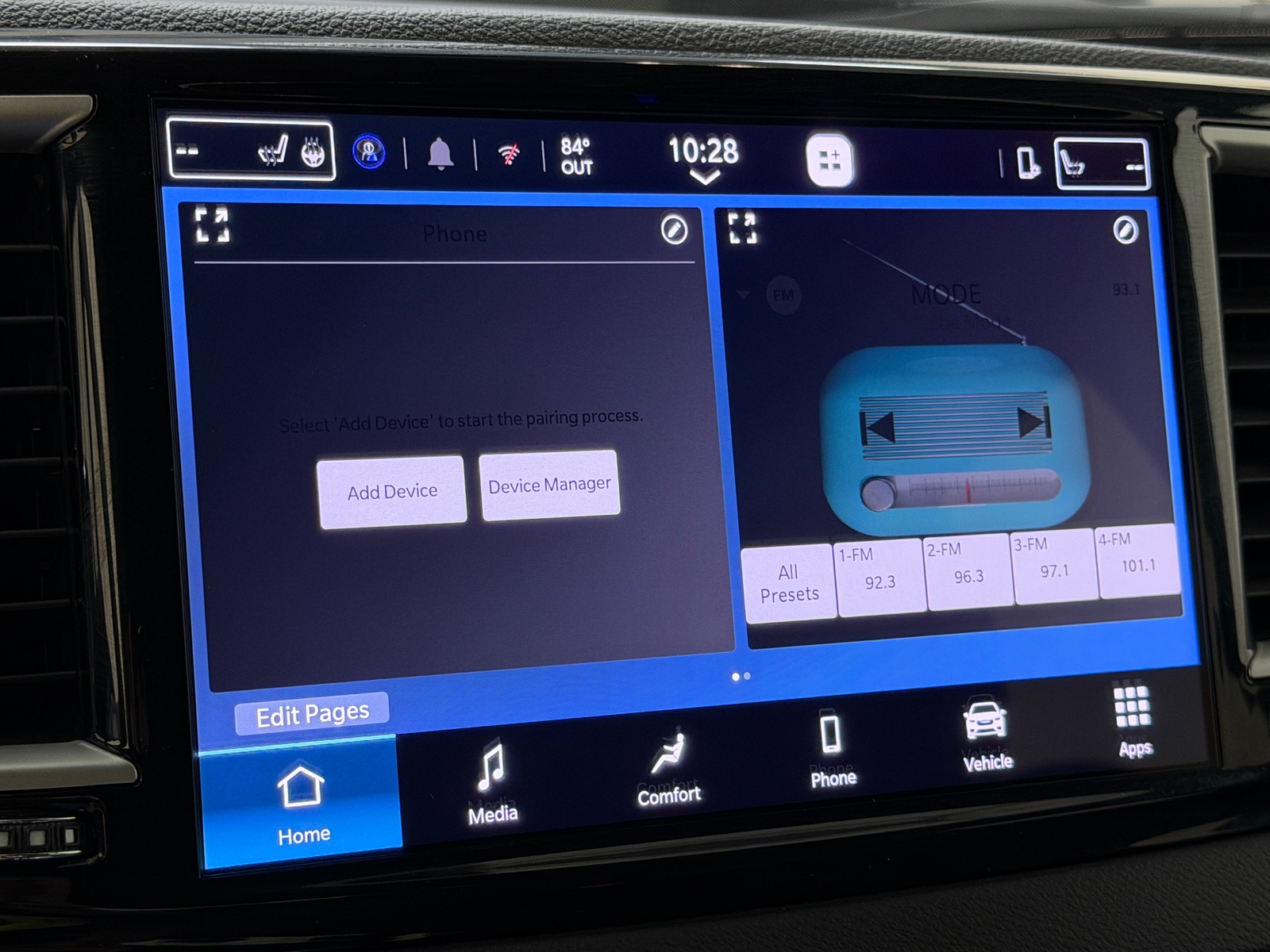 Thumbnail: 2026 Chrysler Pacifica - 3