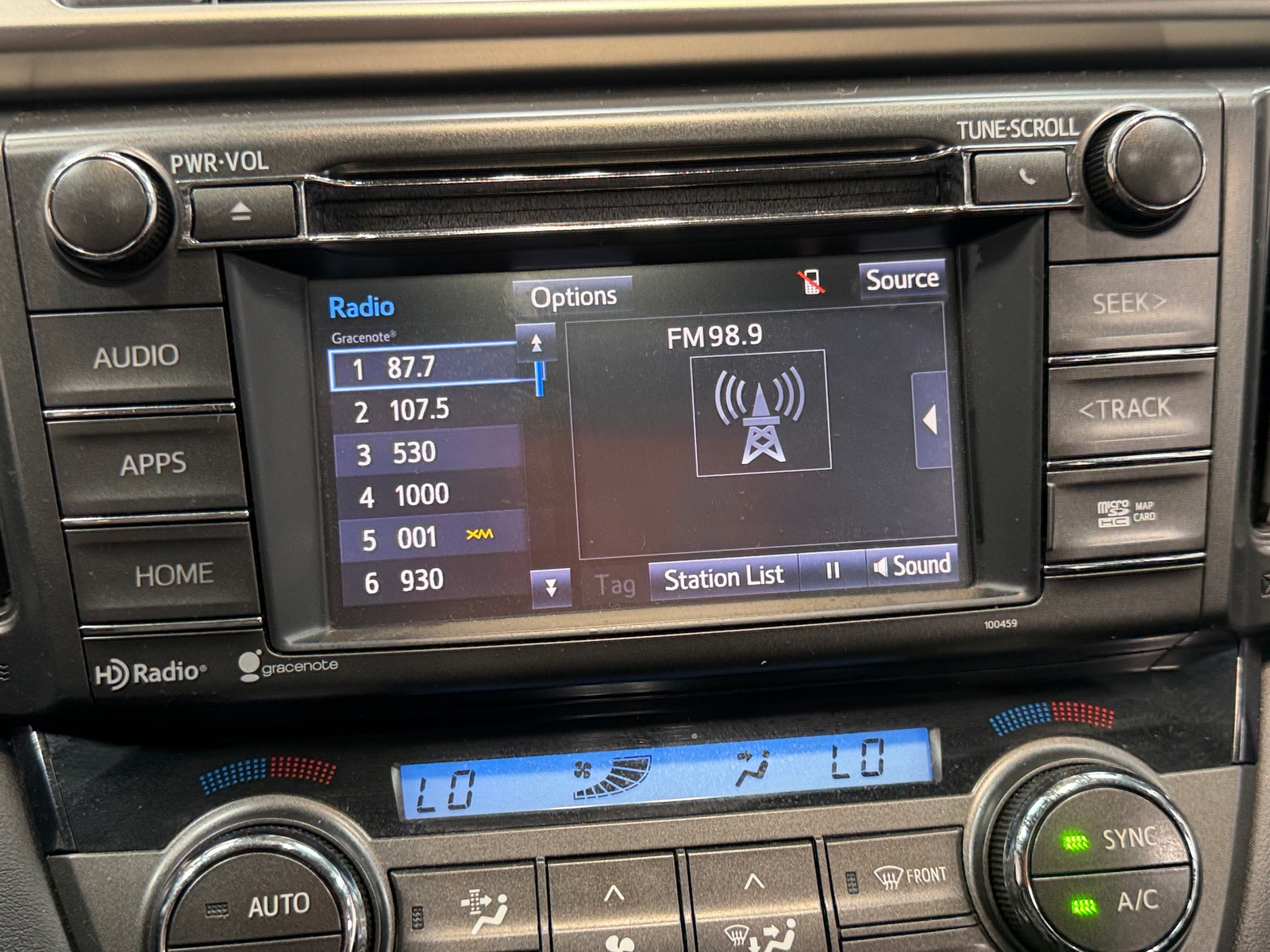 Thumbnail: 2015 Toyota RAV4 - 4