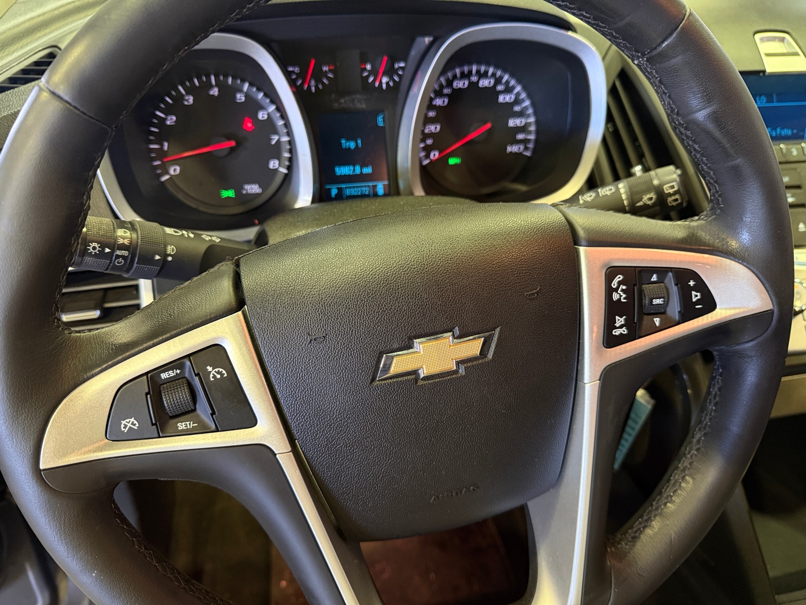 Thumbnail: 2011 Chevrolet Equinox - 4