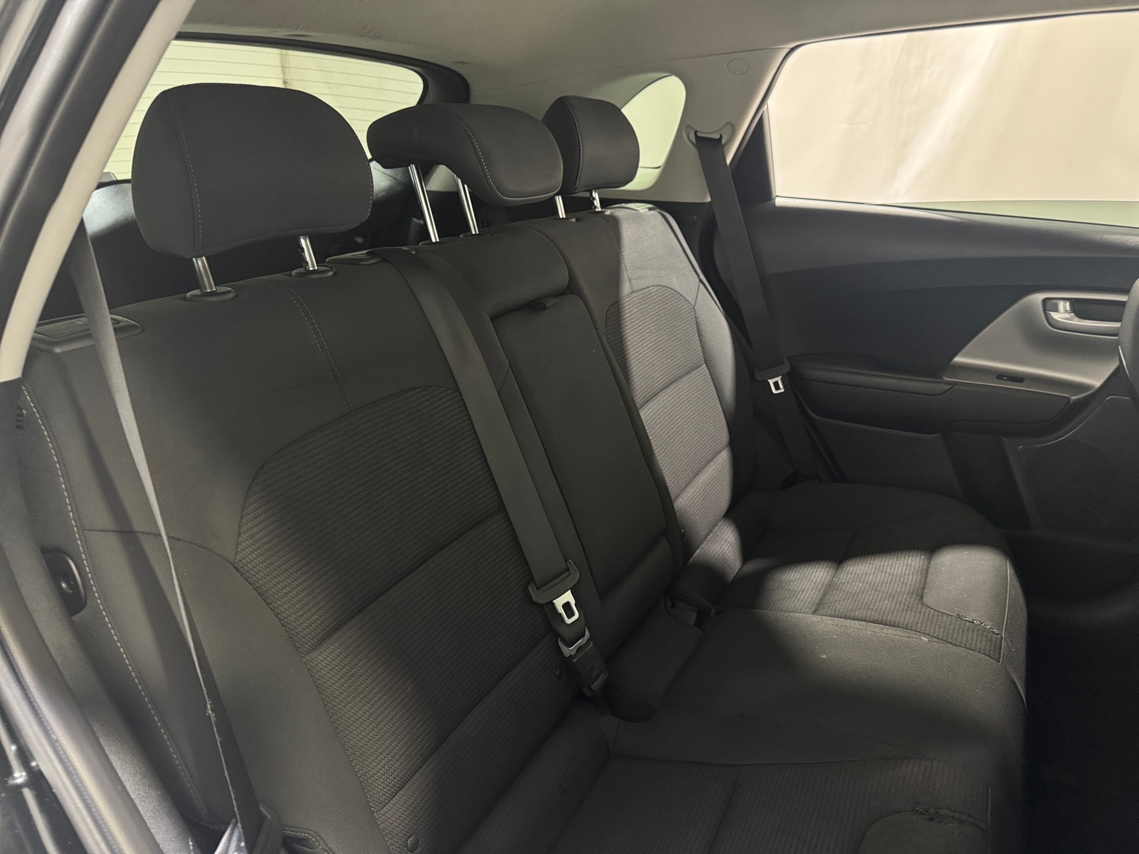 Thumbnail: 2019 Kia Niro - 6
