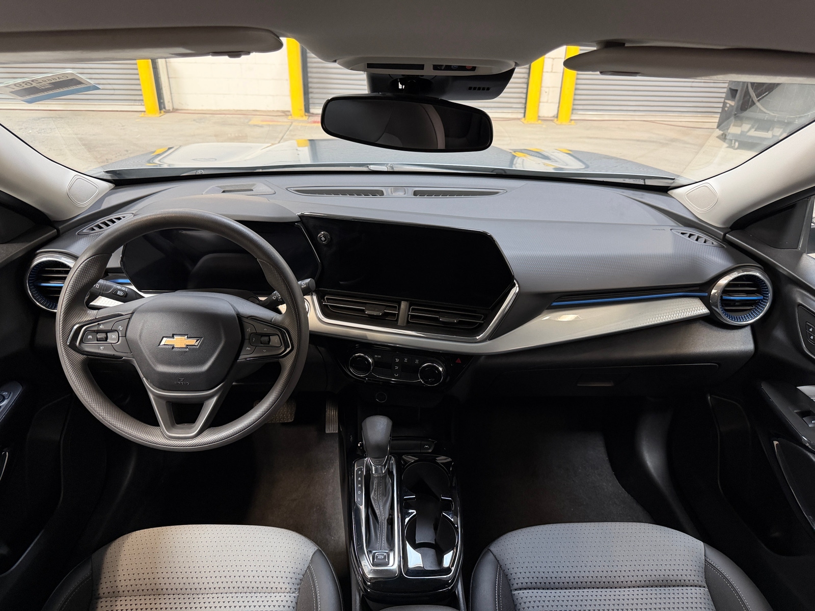 Thumbnail: 2025 Chevrolet Trax - 2