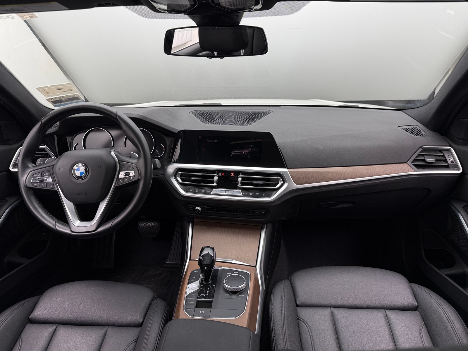 Thumbnail: 2020 BMW 3 Series - 2
