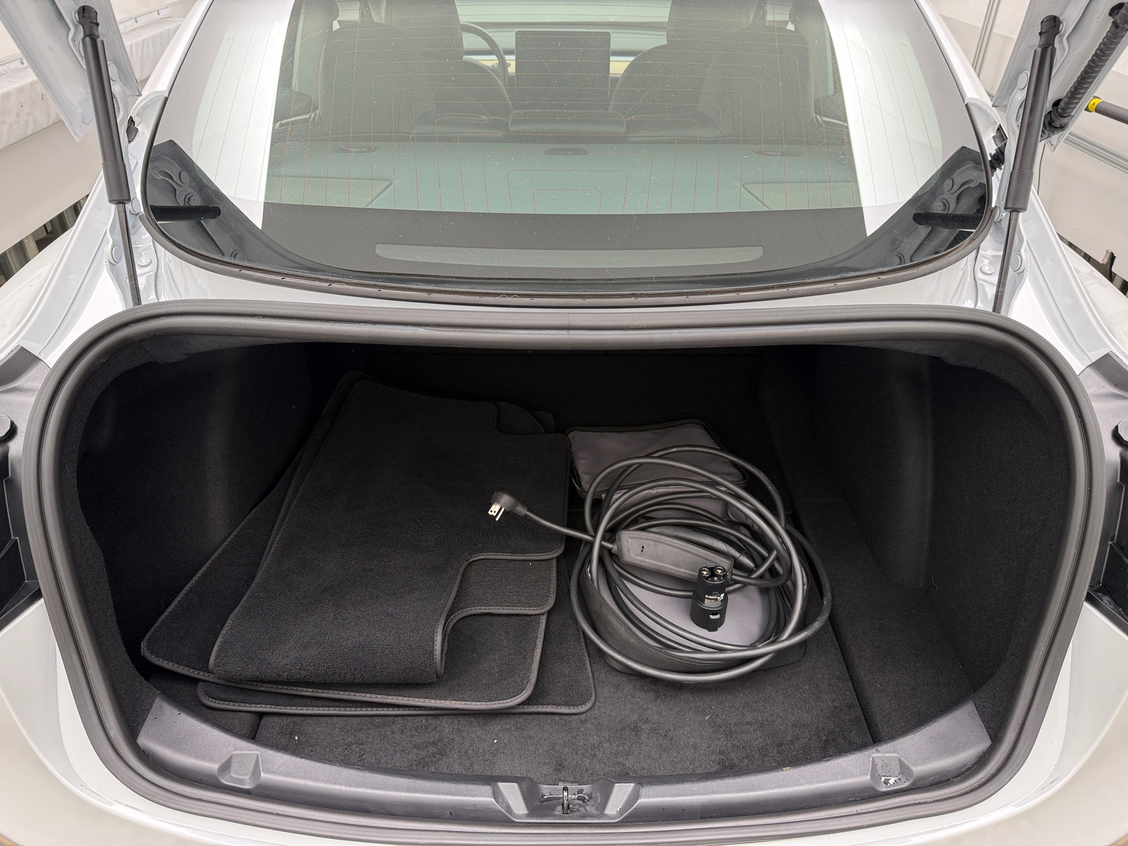 Thumbnail: 2020 Tesla Model 3 - 6