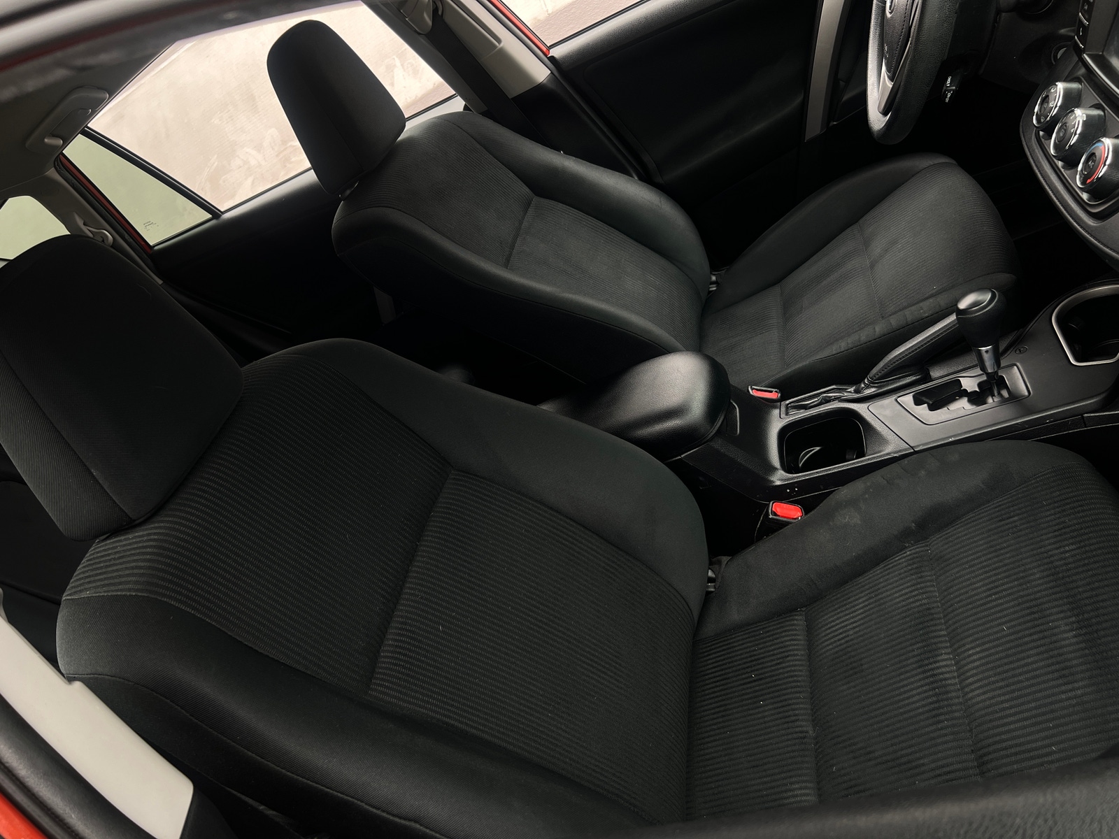 Thumbnail: 2016 Toyota RAV4 - 6