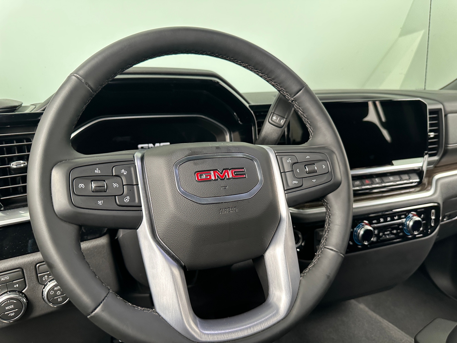 Thumbnail: 2026 GMC Sierra 1500 - 5