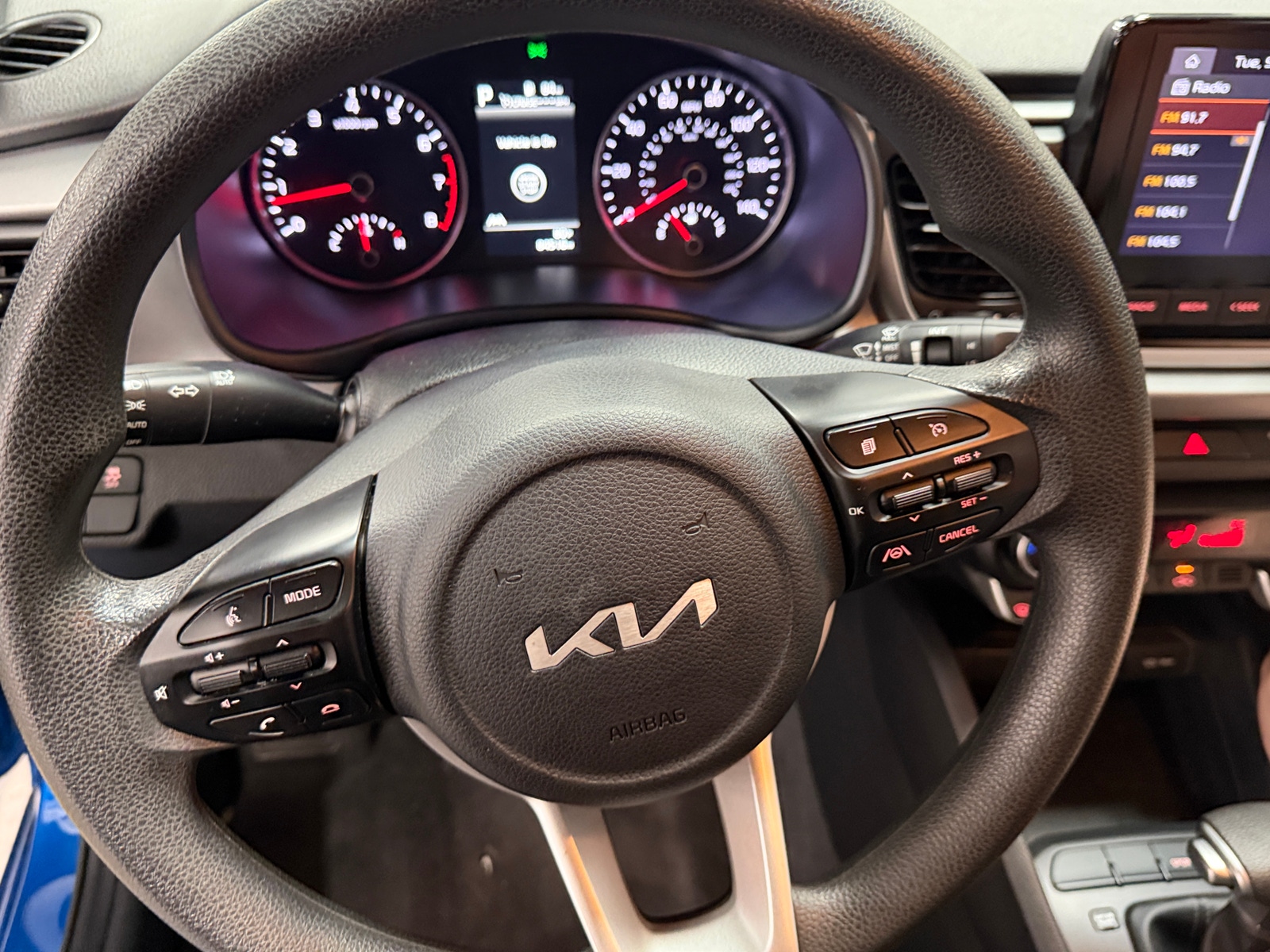 Thumbnail: 2022 Kia Rio - 5