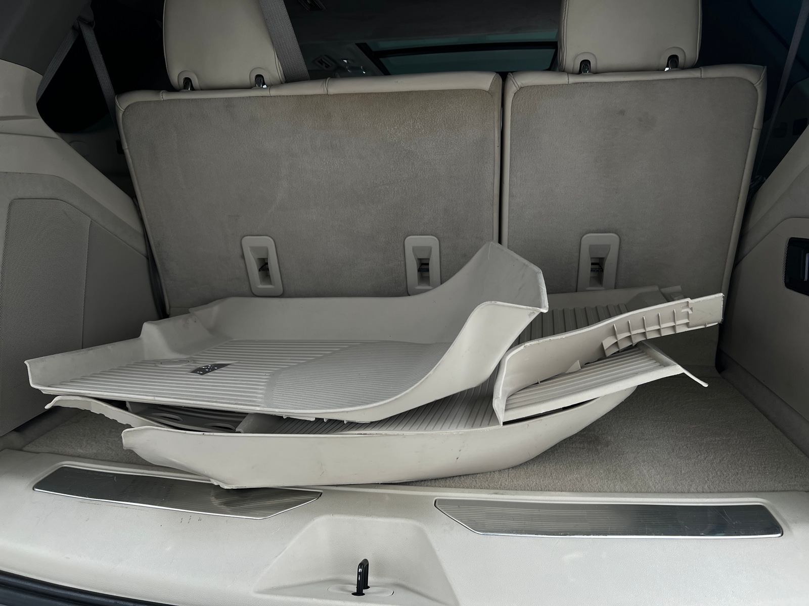 Thumbnail: 2021 Cadillac Escalade - 6