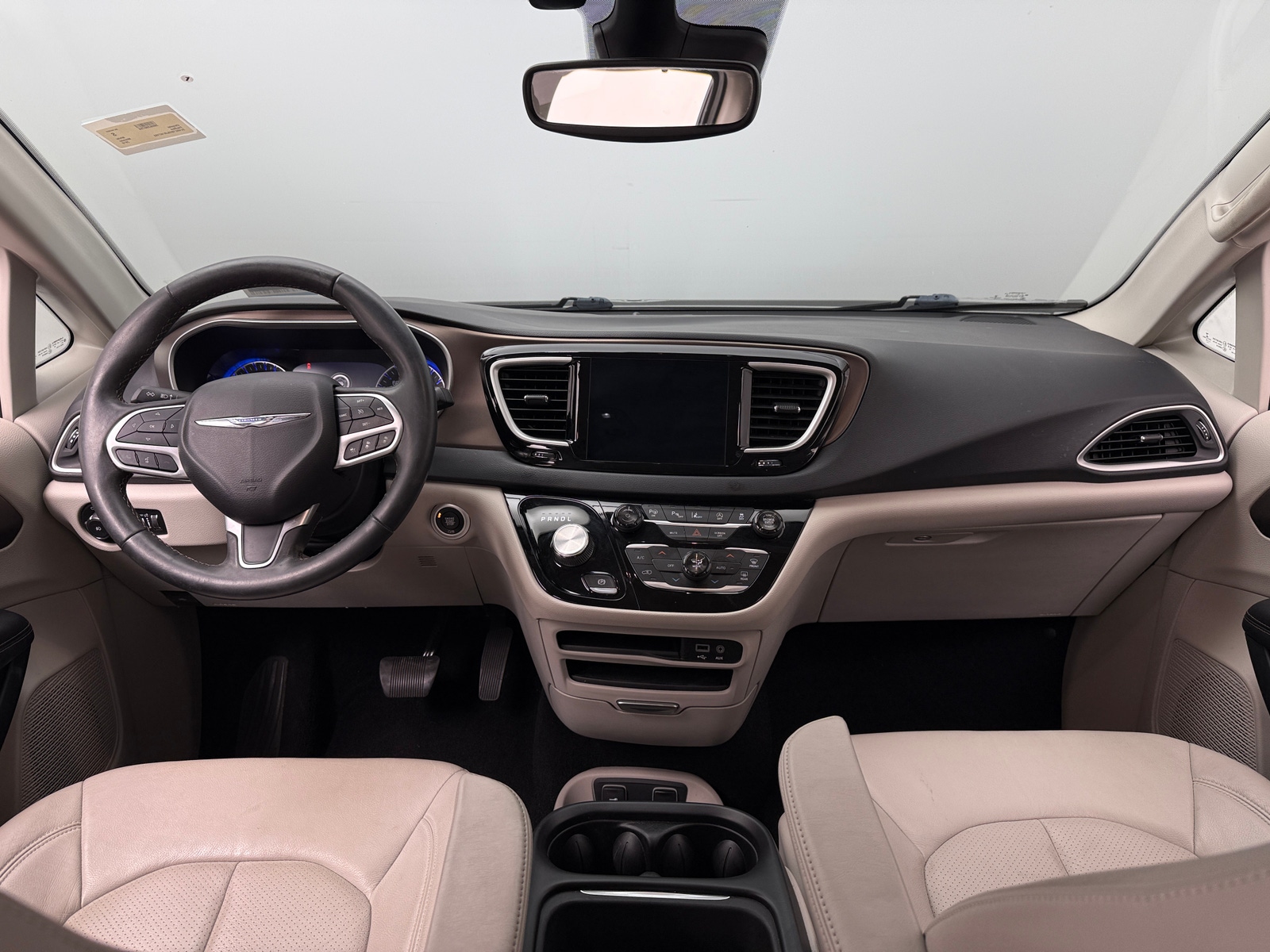 Thumbnail: 2018 Chrysler Pacifica - 2