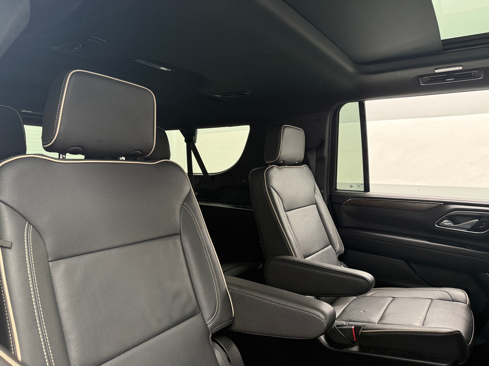 Thumbnail: 2024 Chevrolet Suburban - 5