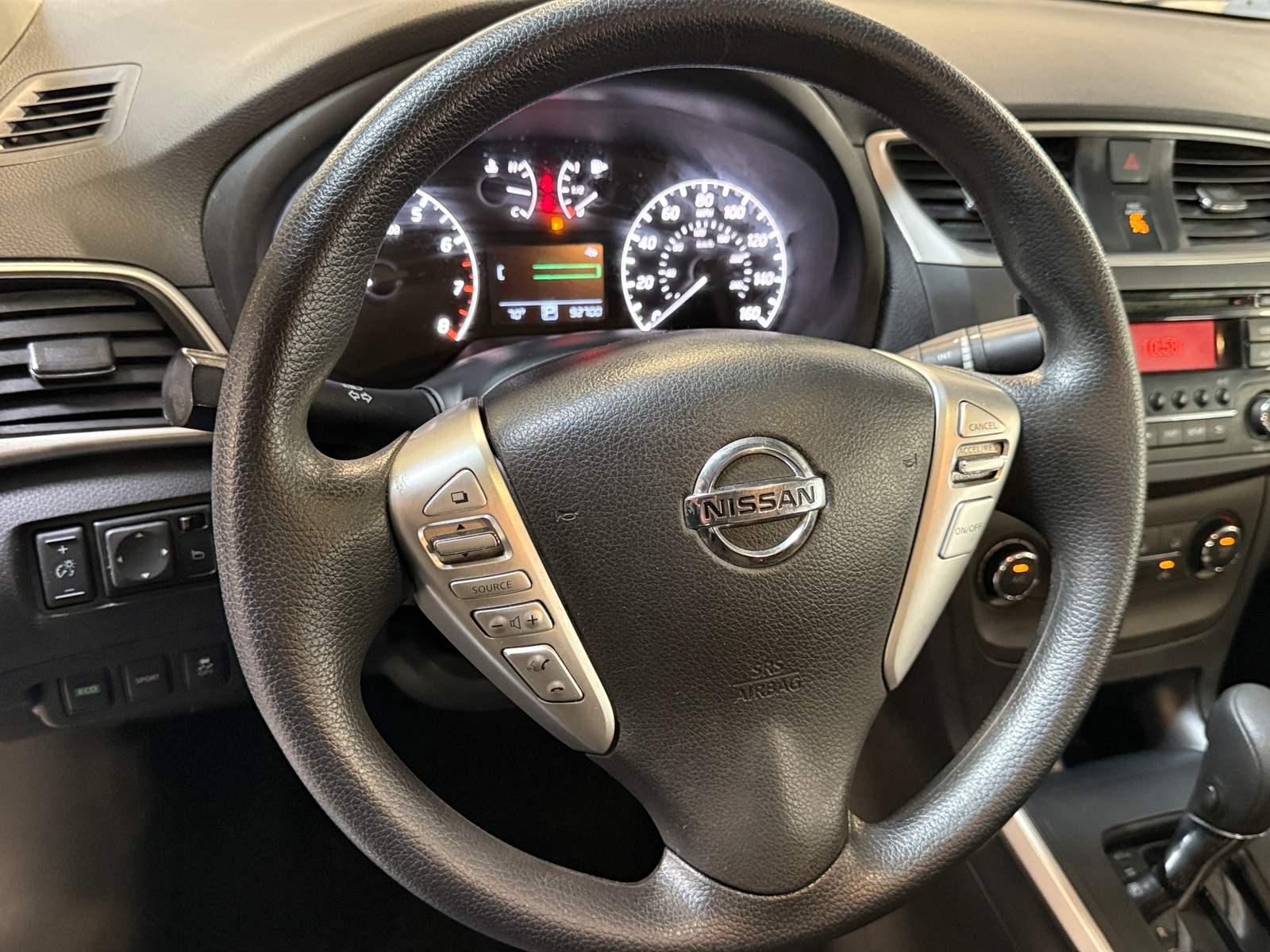 Thumbnail: 2017 Nissan Sentra - 5