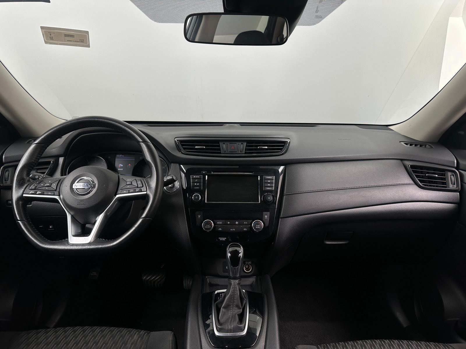 Thumbnail: 2020 Nissan Rogue - 3