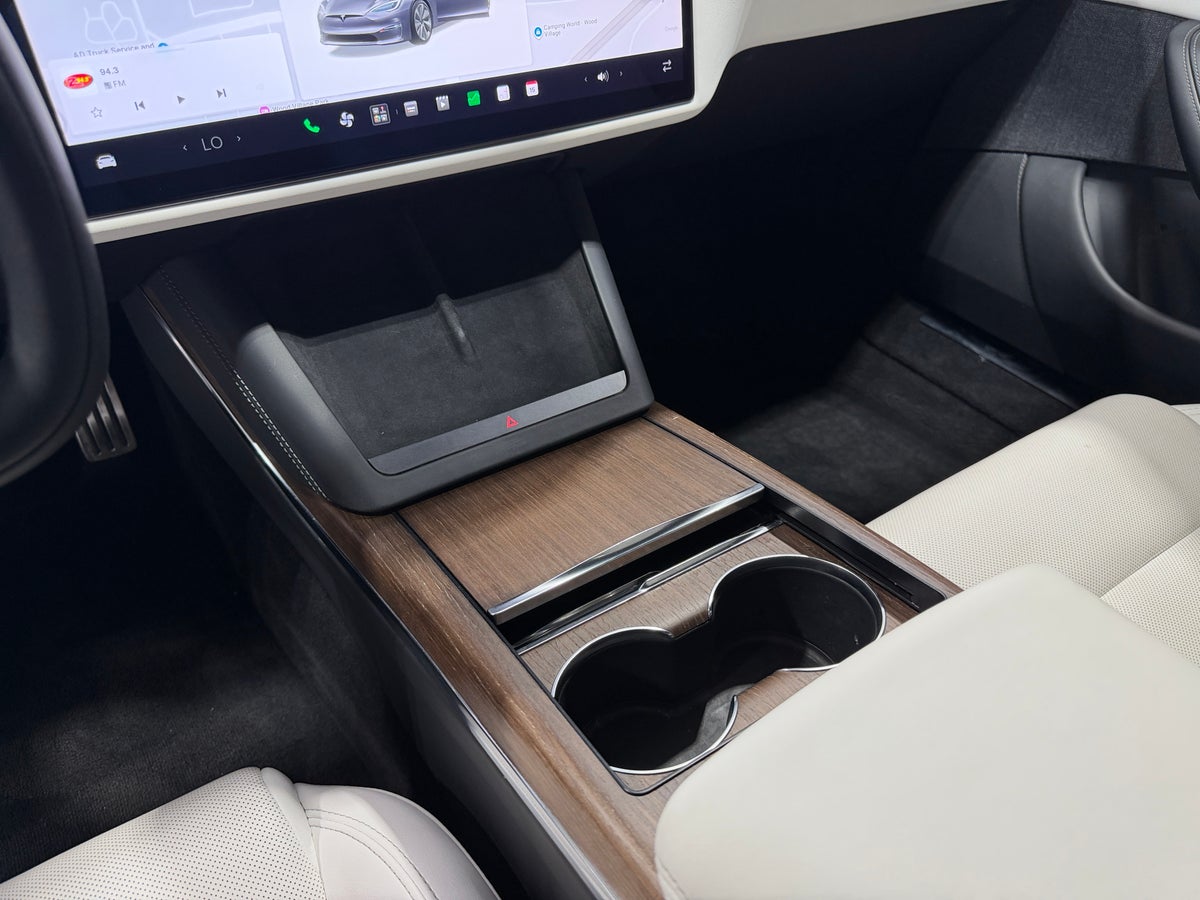 2021 Tesla Model S Long Range in Midnight Silver Metallic — photo 2