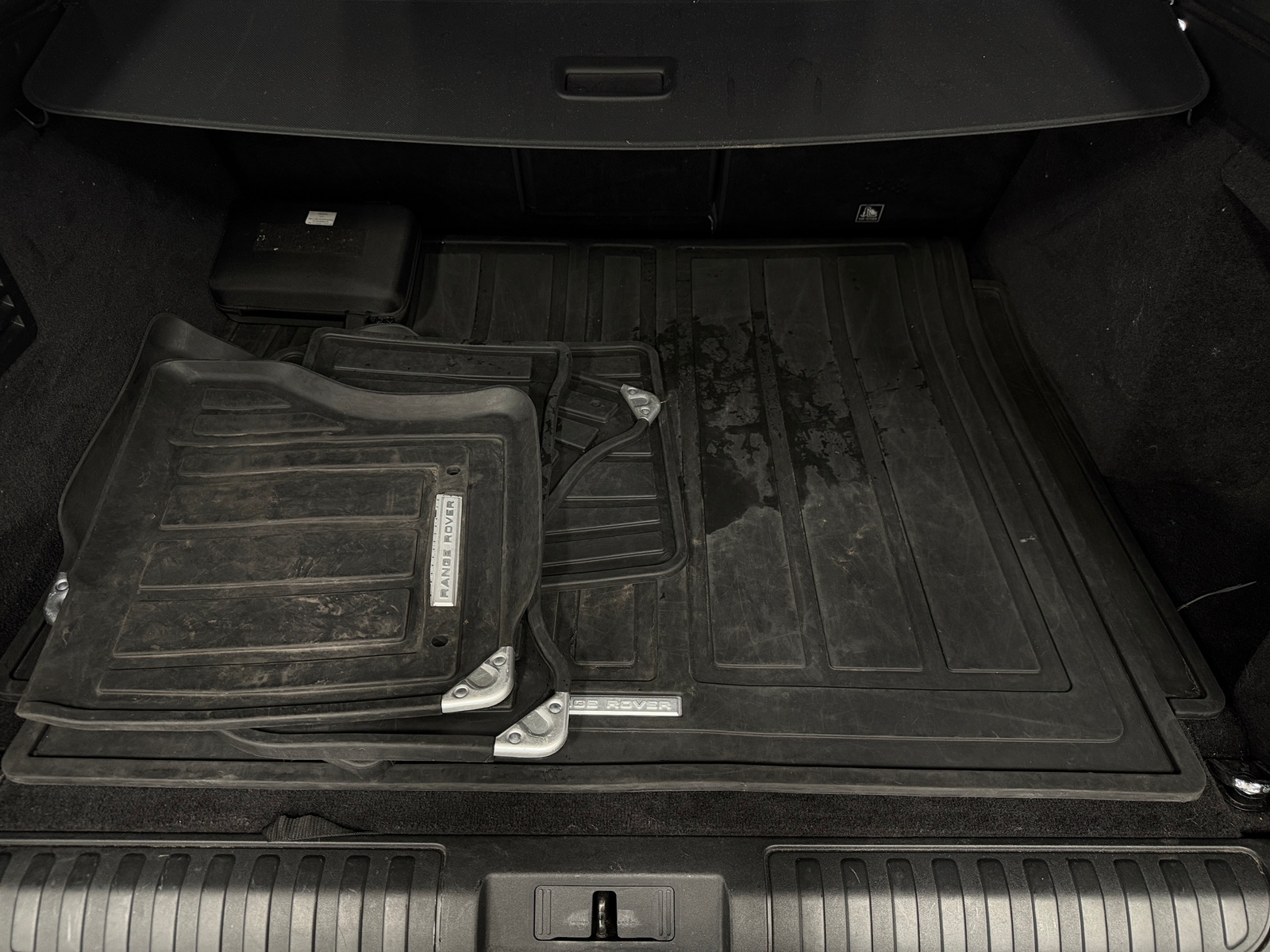 Thumbnail: 2022 Land Rover Range Rover Sport - 7