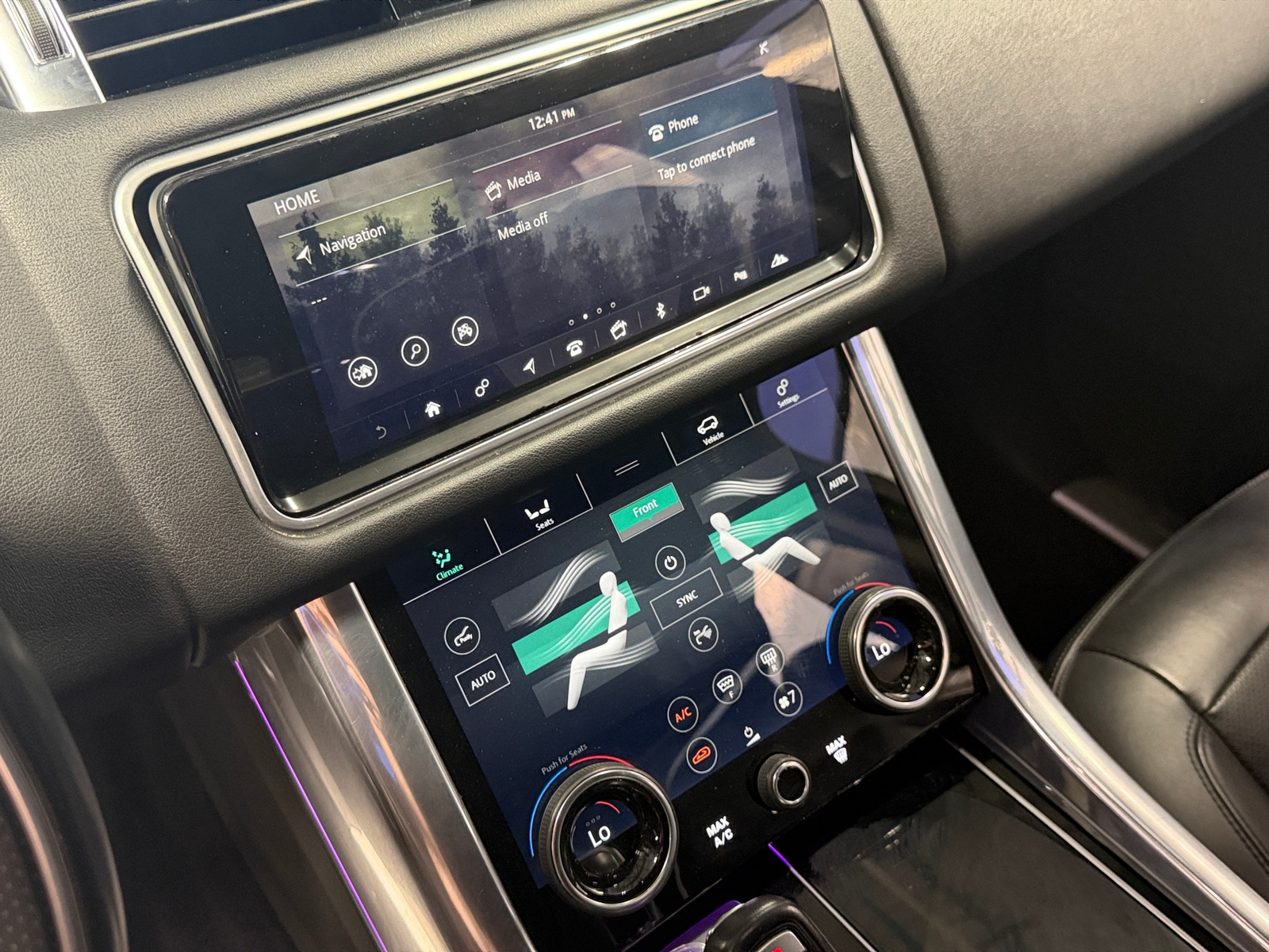 Thumbnail: 2022 Land Rover Range Rover Sport - 4