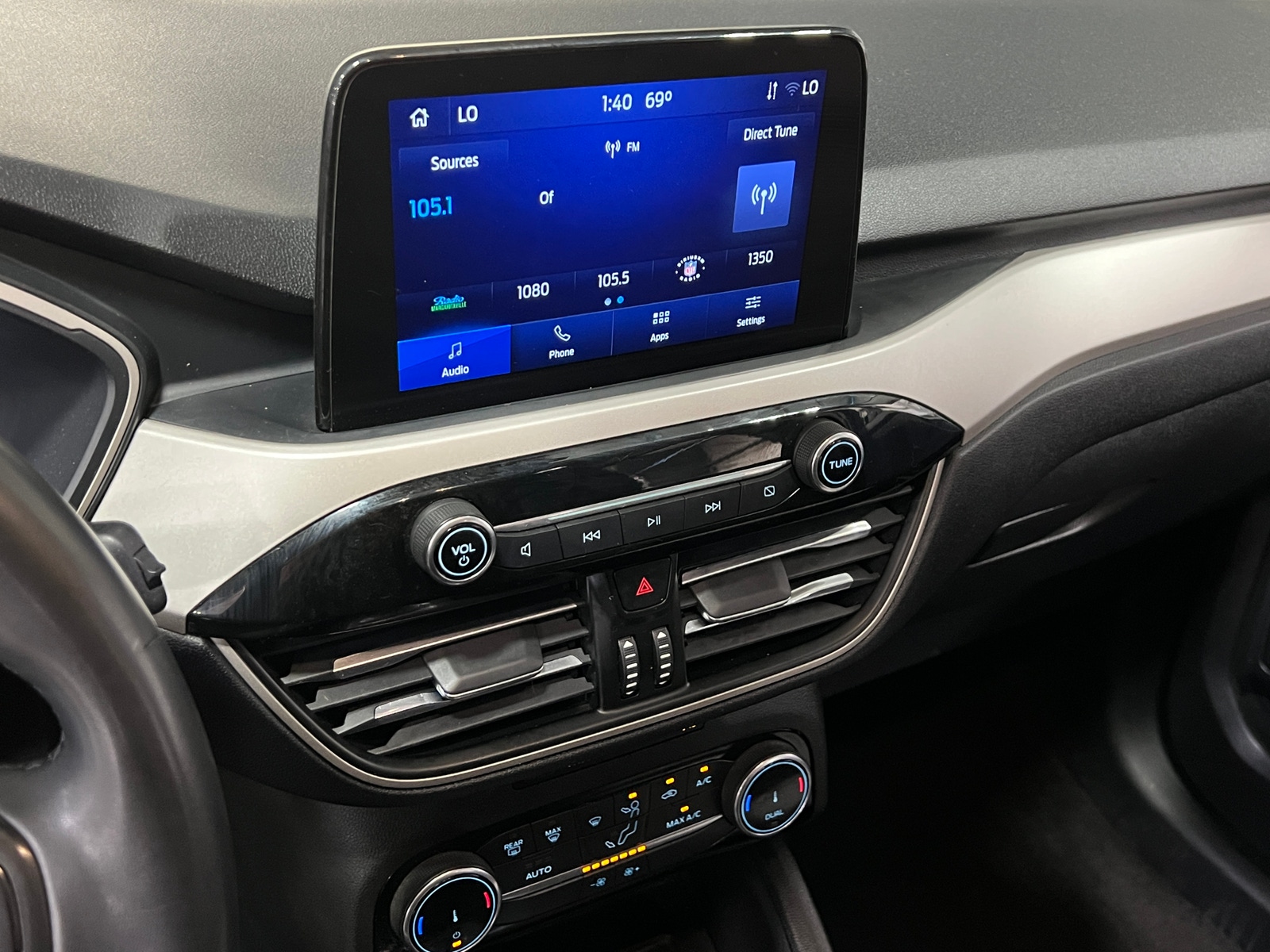 Thumbnail: 2022 Ford Escape - 4