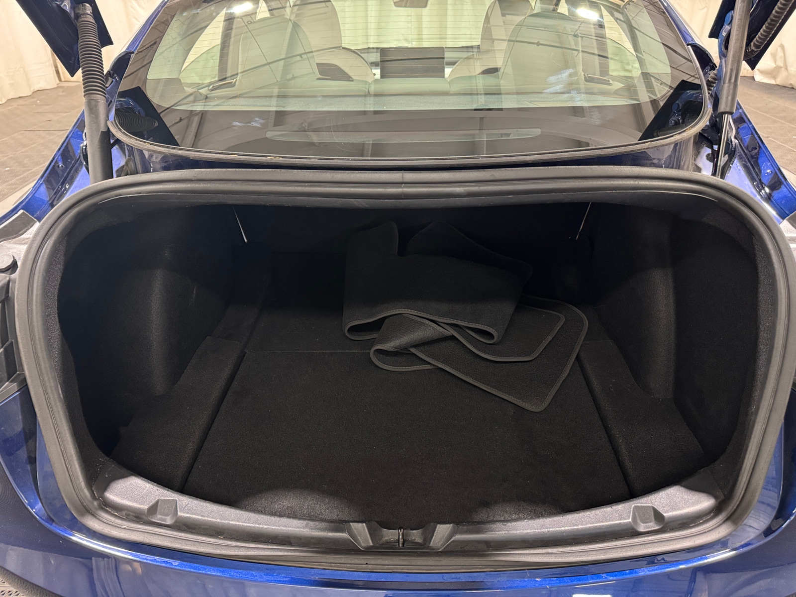 Thumbnail: 2022 Tesla Model 3 - 6