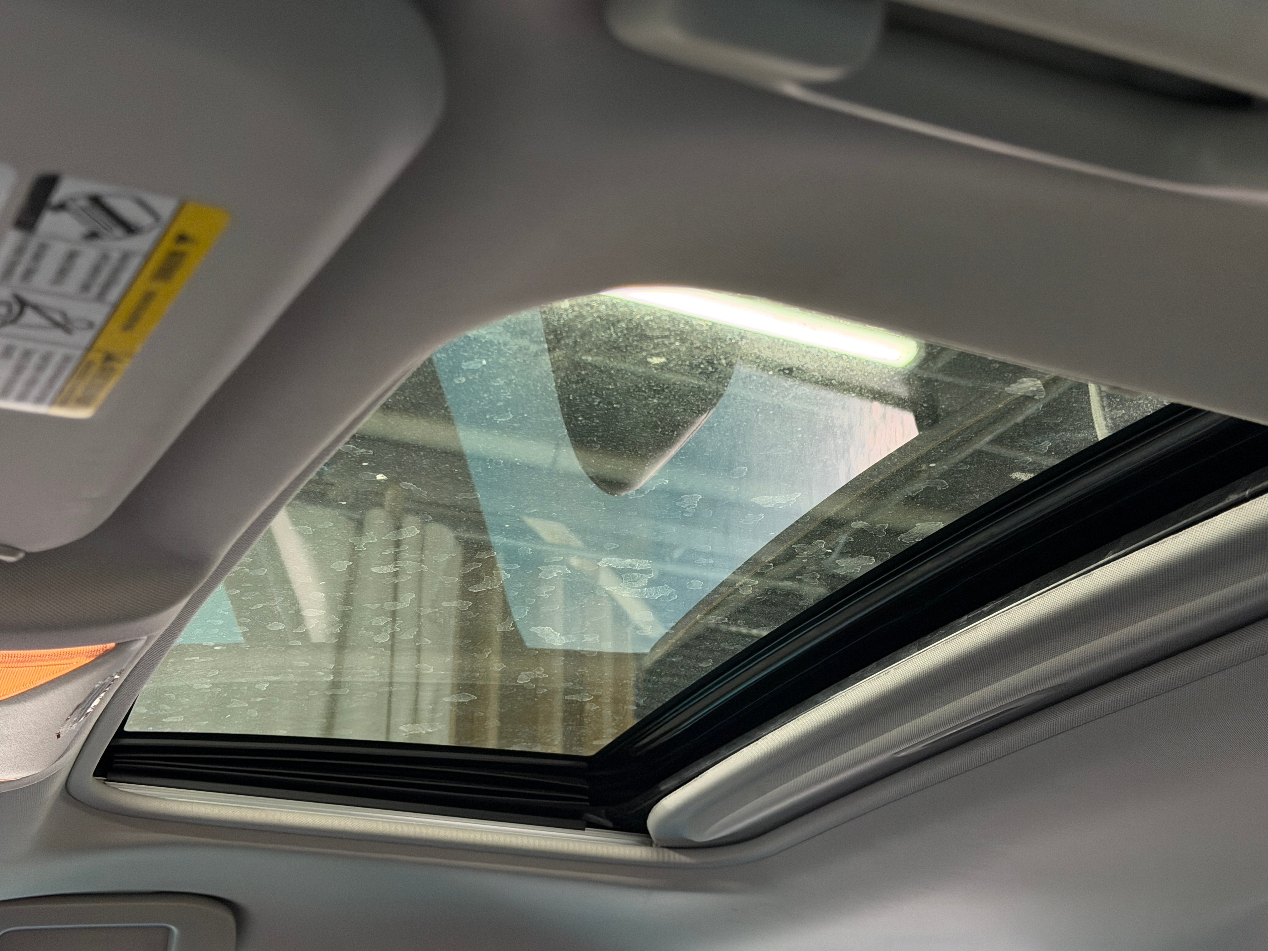 2019 Toyota RAV4 Limited - Photo 17
