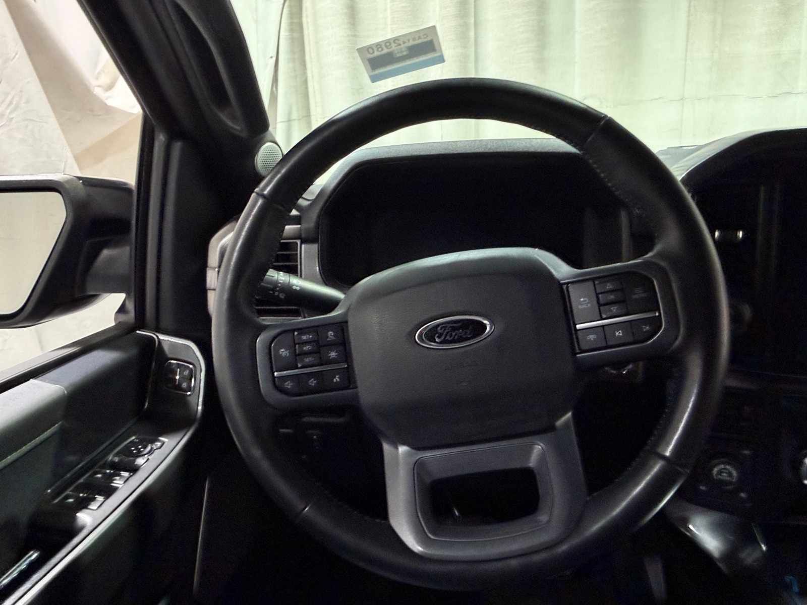 Thumbnail: 2023 Ford Econoline - 4