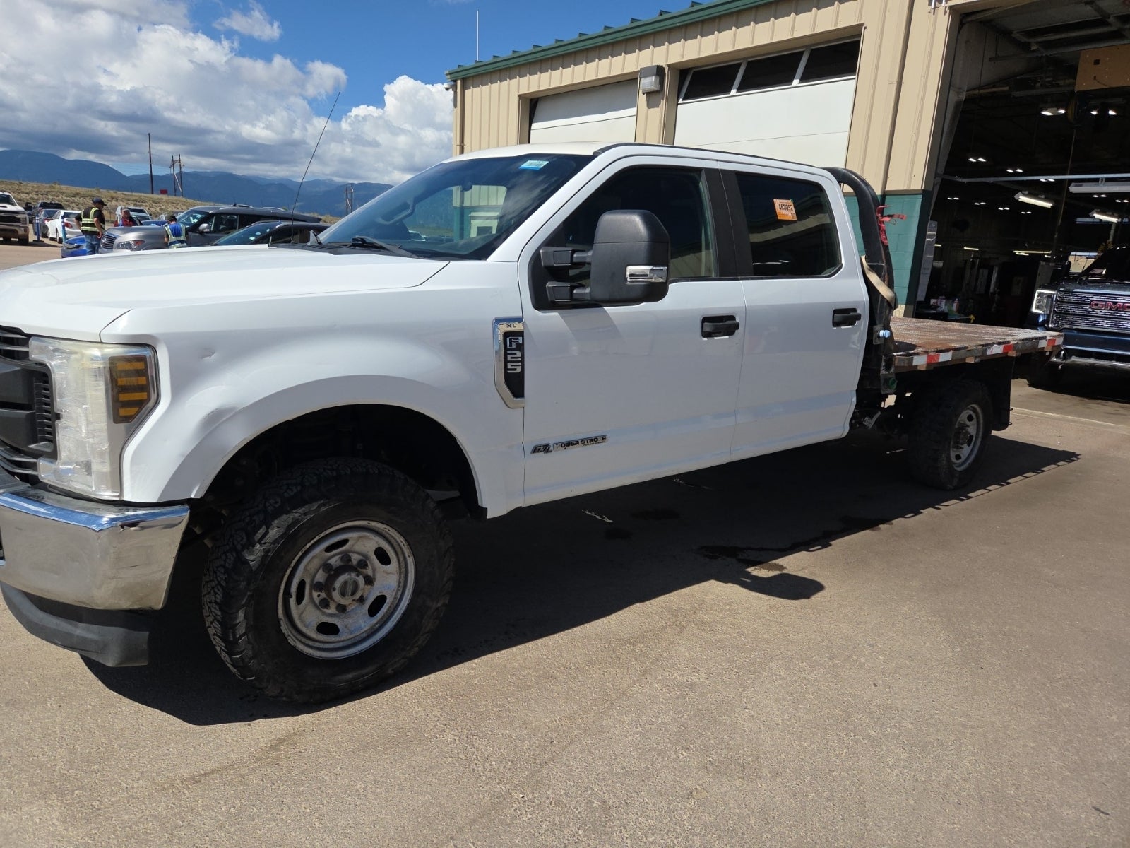 2019 Ford F-250 XL 4WD Crew Cab 8' Box