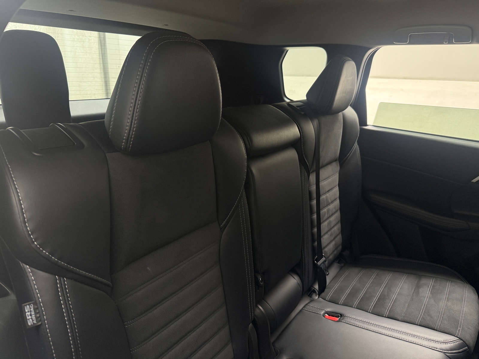 Thumbnail: 2024 Mitsubishi Outlander - 5