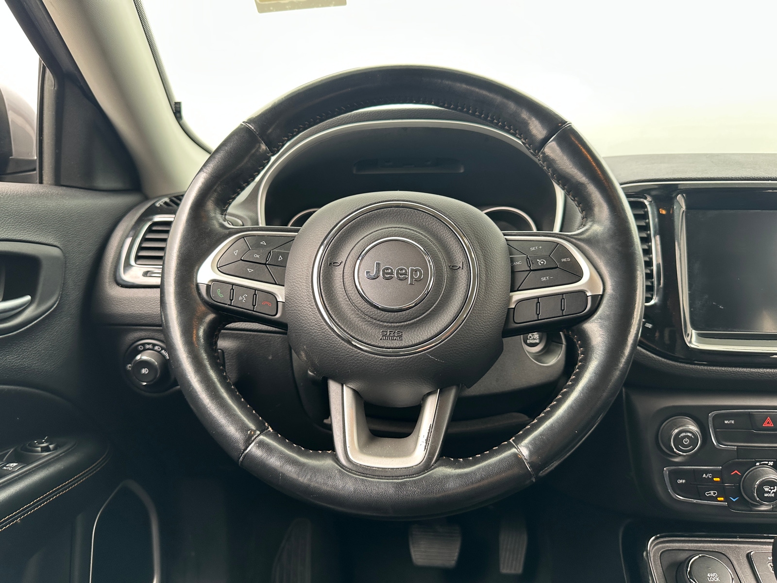 Thumbnail: 2020 Jeep Compass - 4