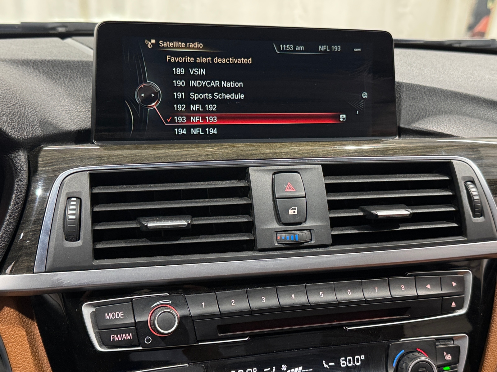 Thumbnail: 2016 BMW 3 Series - 3