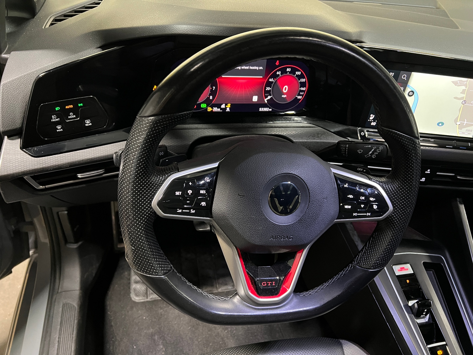 Thumbnail: 2022 Volkswagen Golf - 4