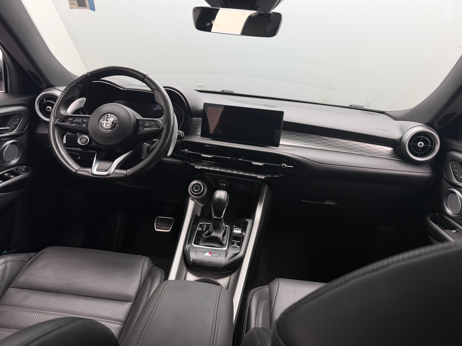 Thumbnail: 2024 Alfa Romeo Tonale - 2