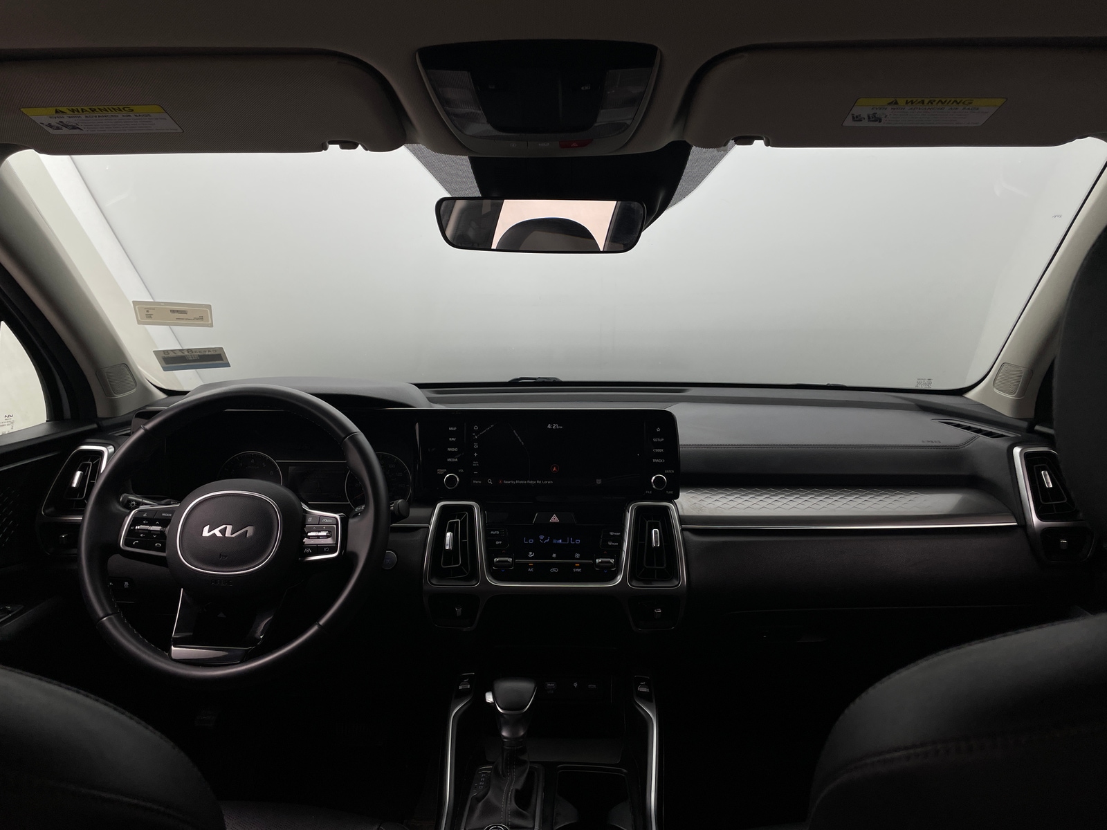 Thumbnail: 2023 Kia Sorento - 2