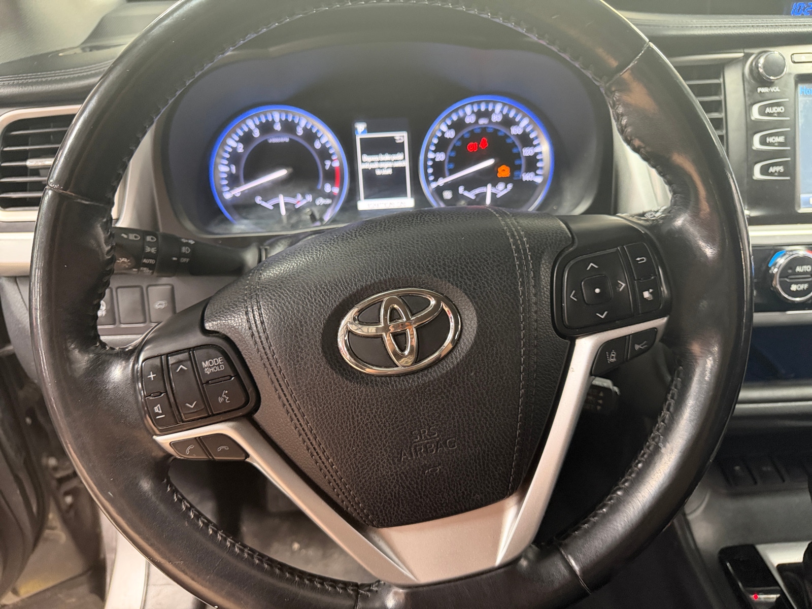 Thumbnail: 2017 Toyota Highlander - 5