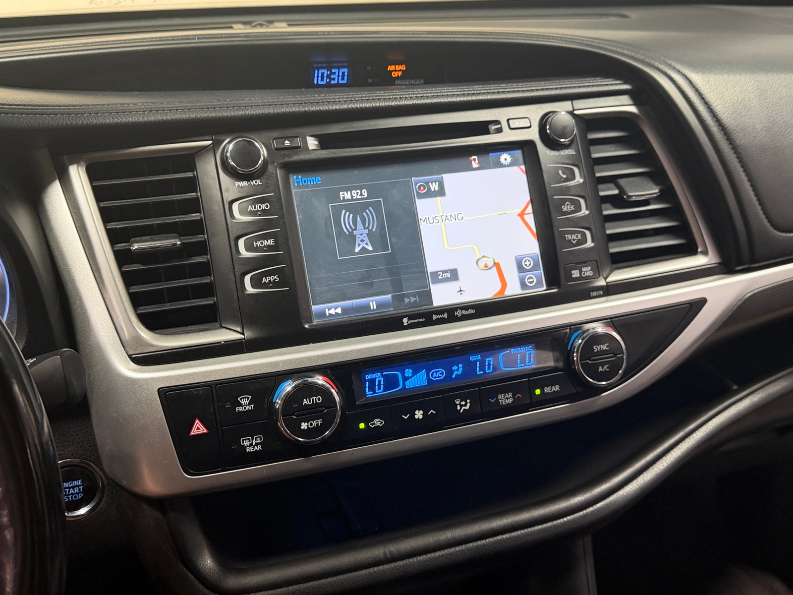 Thumbnail: 2017 Toyota Highlander - 4