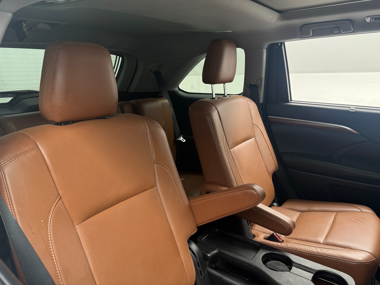 Thumbnail: 2018 Toyota Highlander - 6