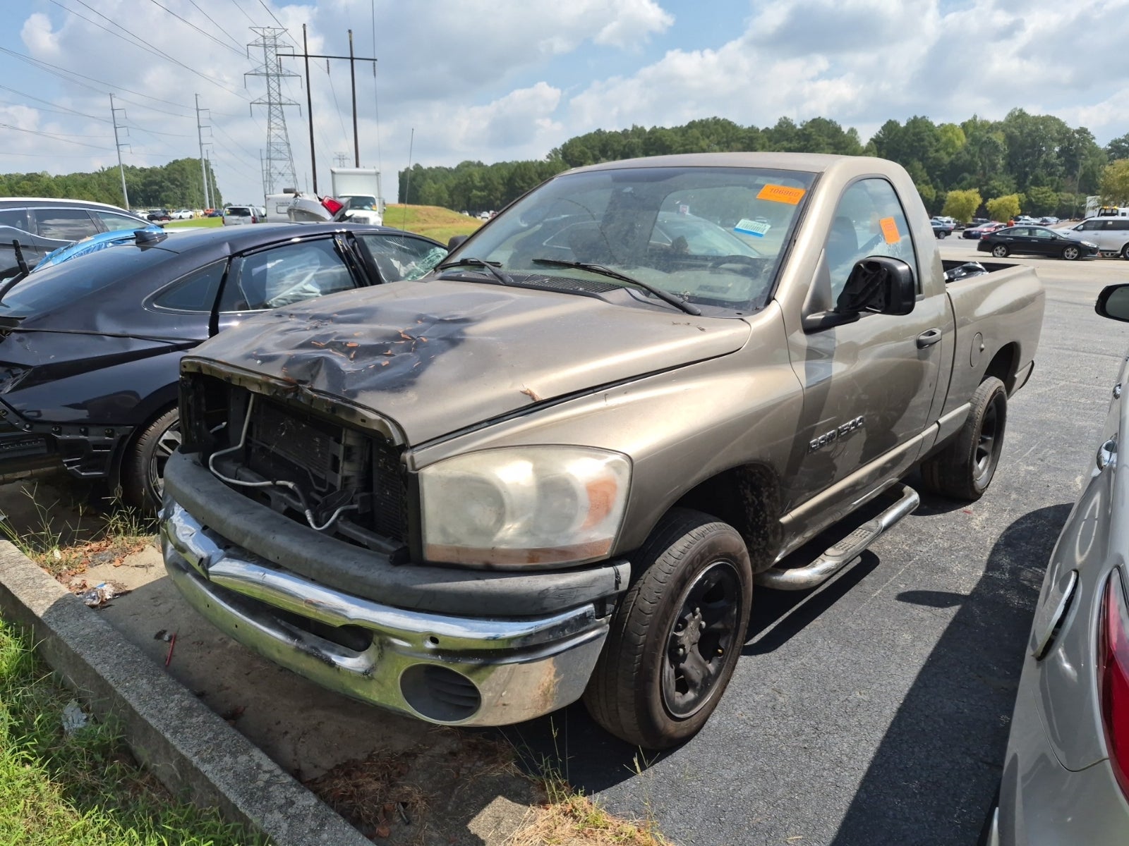 2006 Dodge Ram 1500 2dr Reg Cab 120.5 ST