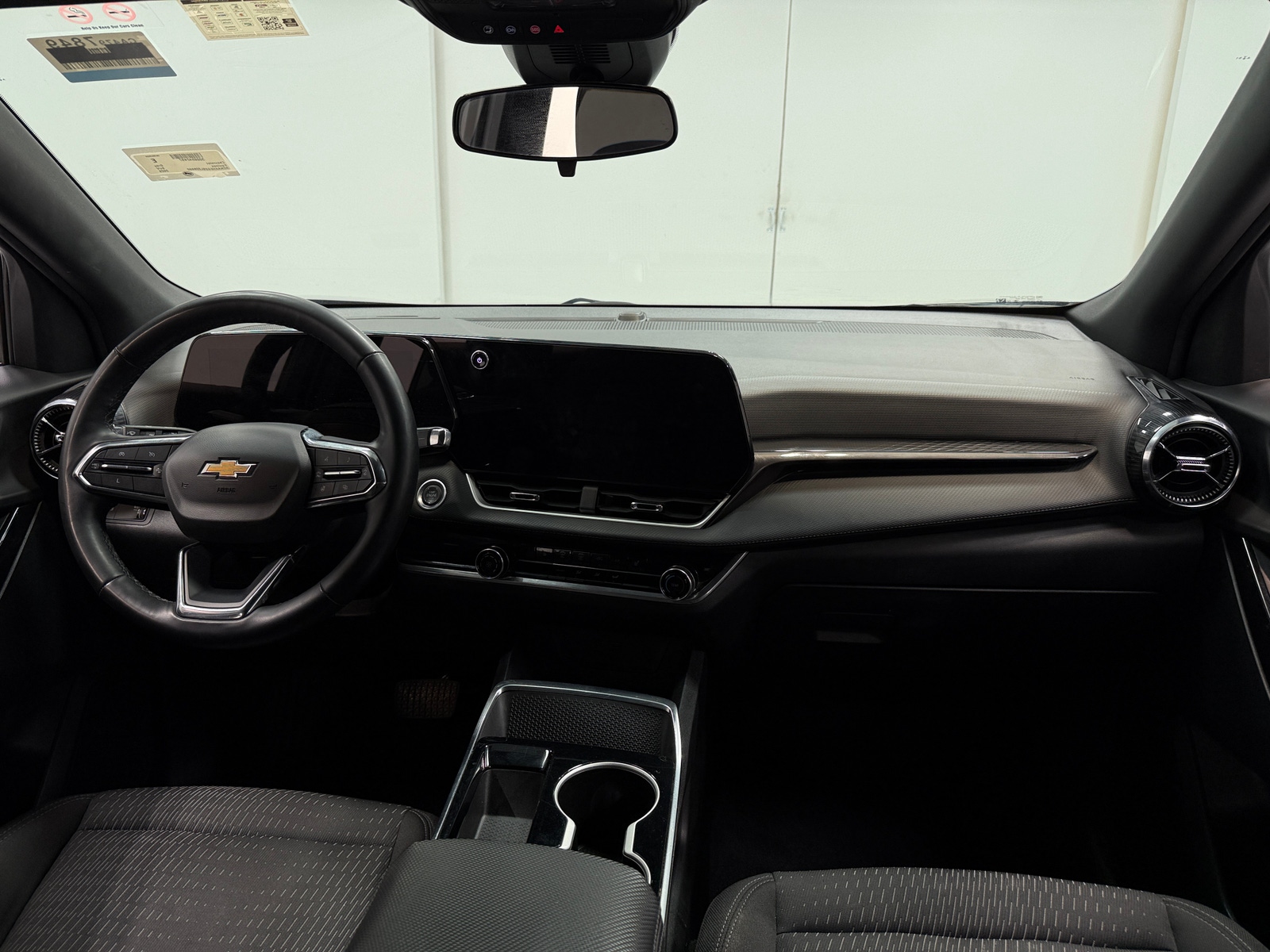 Thumbnail: 2025 Chevrolet Equinox - 3