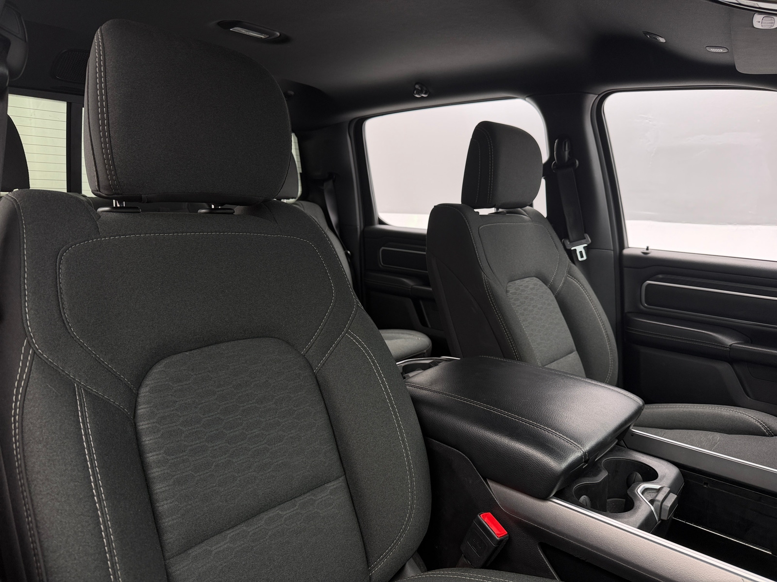 Thumbnail: 2025 RAM 1500 - 2