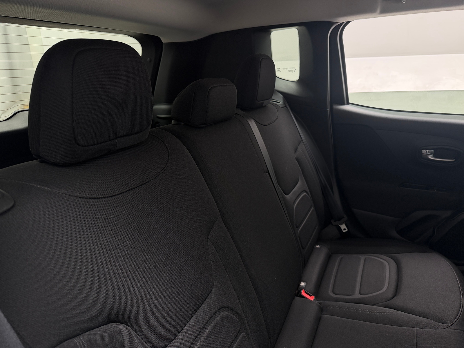 Thumbnail: 2021 Jeep Renegade - 6