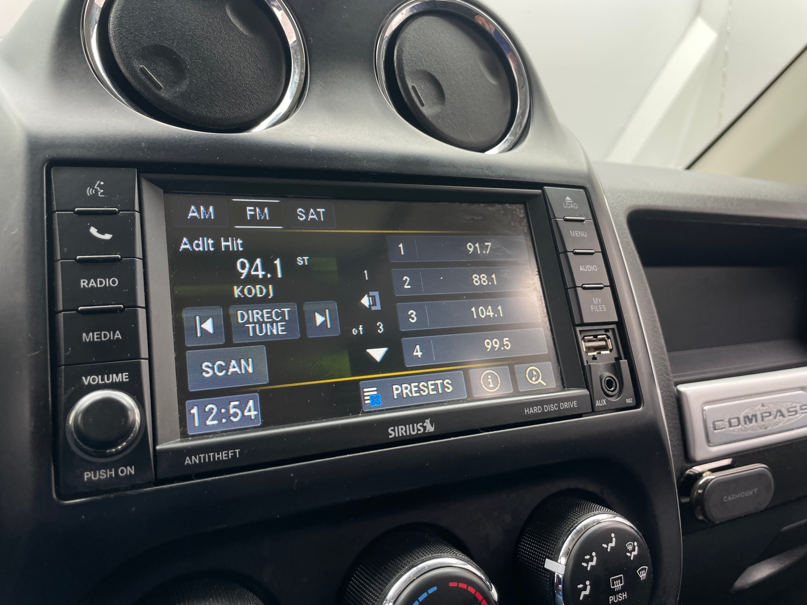 Thumbnail: 2017 Jeep Compass - 3