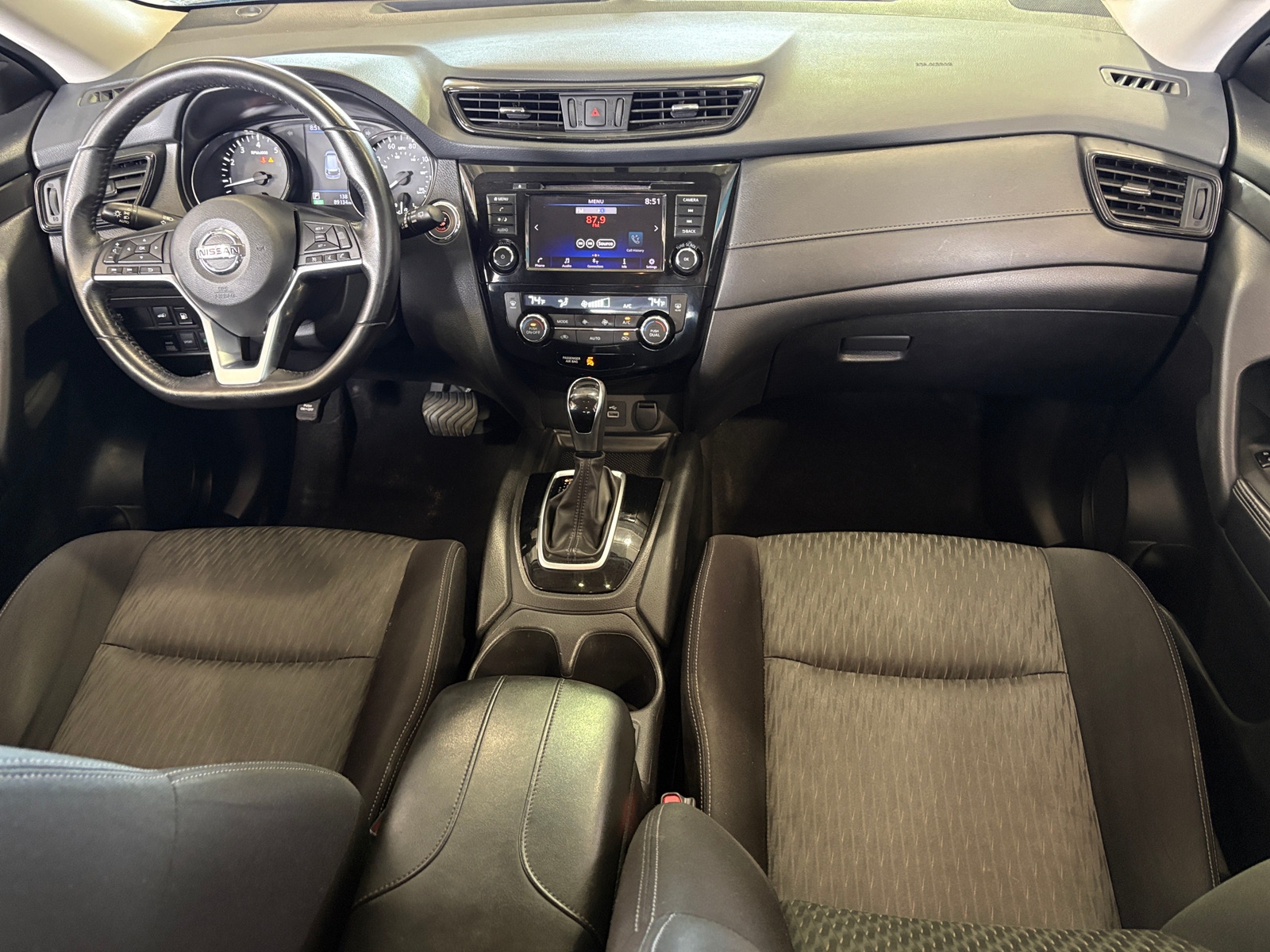 Thumbnail: 2018 Nissan Rogue - 3