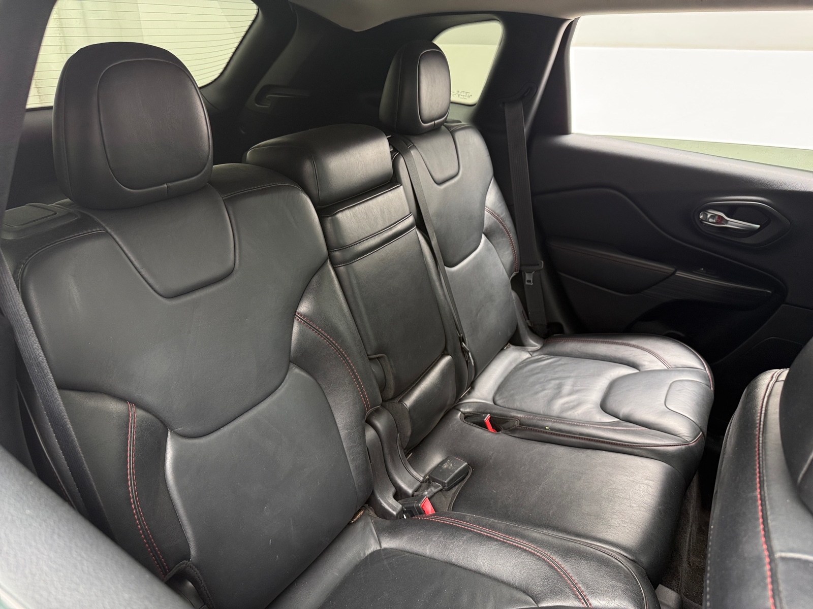 Thumbnail: 2015 Jeep Cherokee - 5