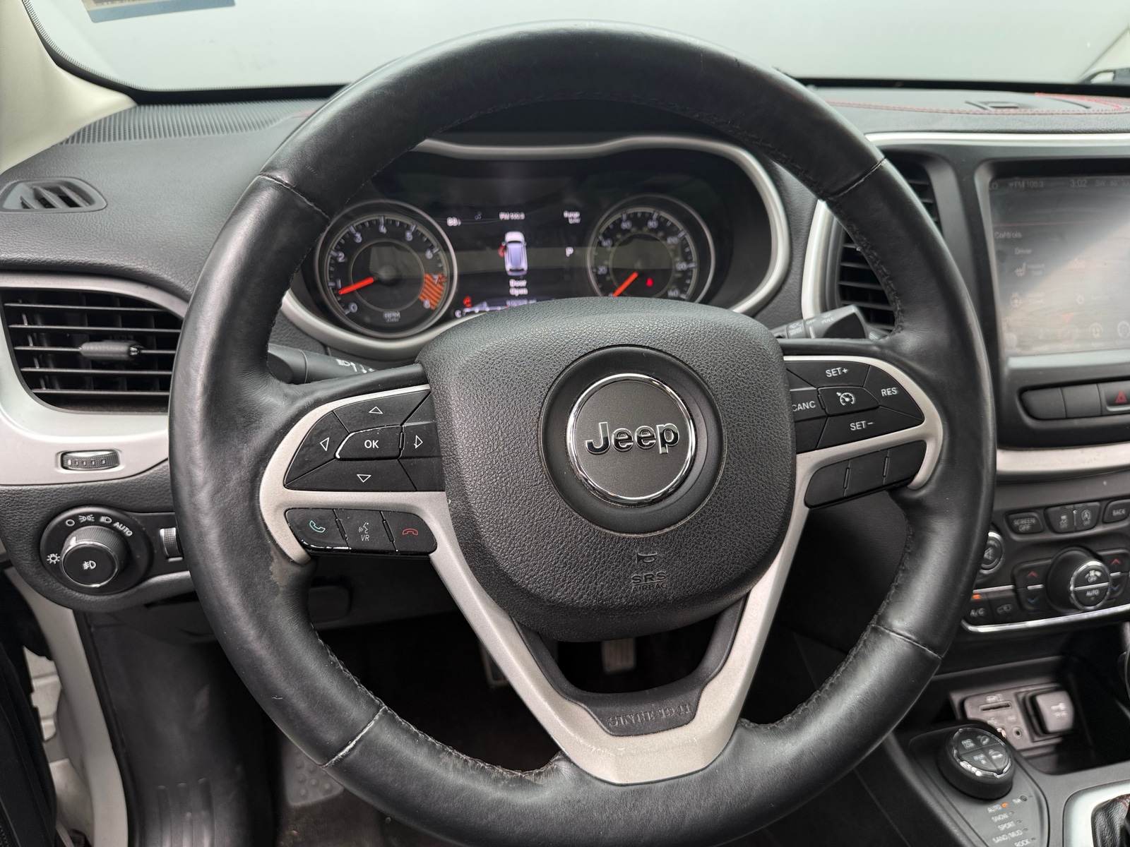 Thumbnail: 2015 Jeep Cherokee - 4