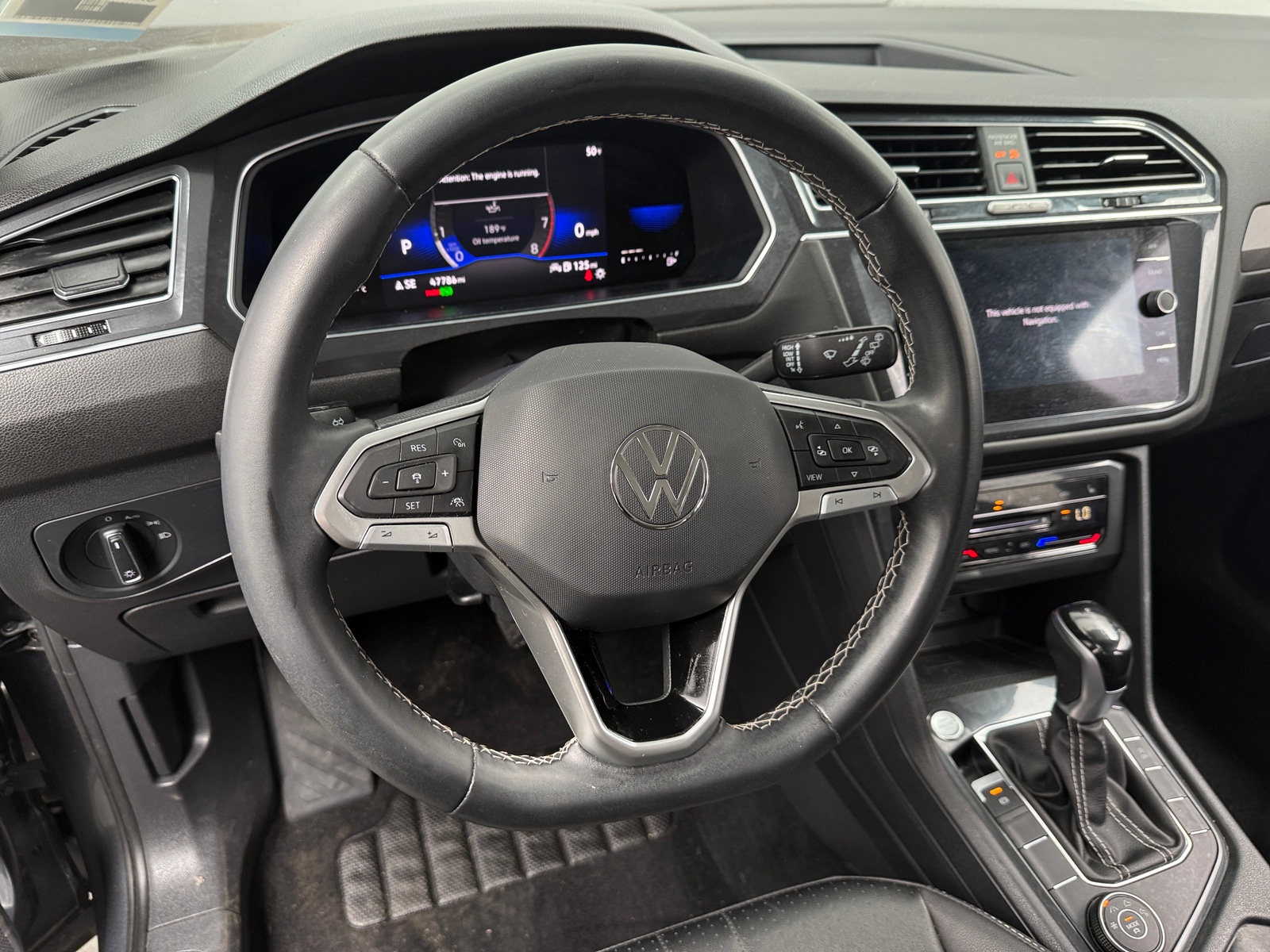 Thumbnail: 2022 Volkswagen Tiguan - 5