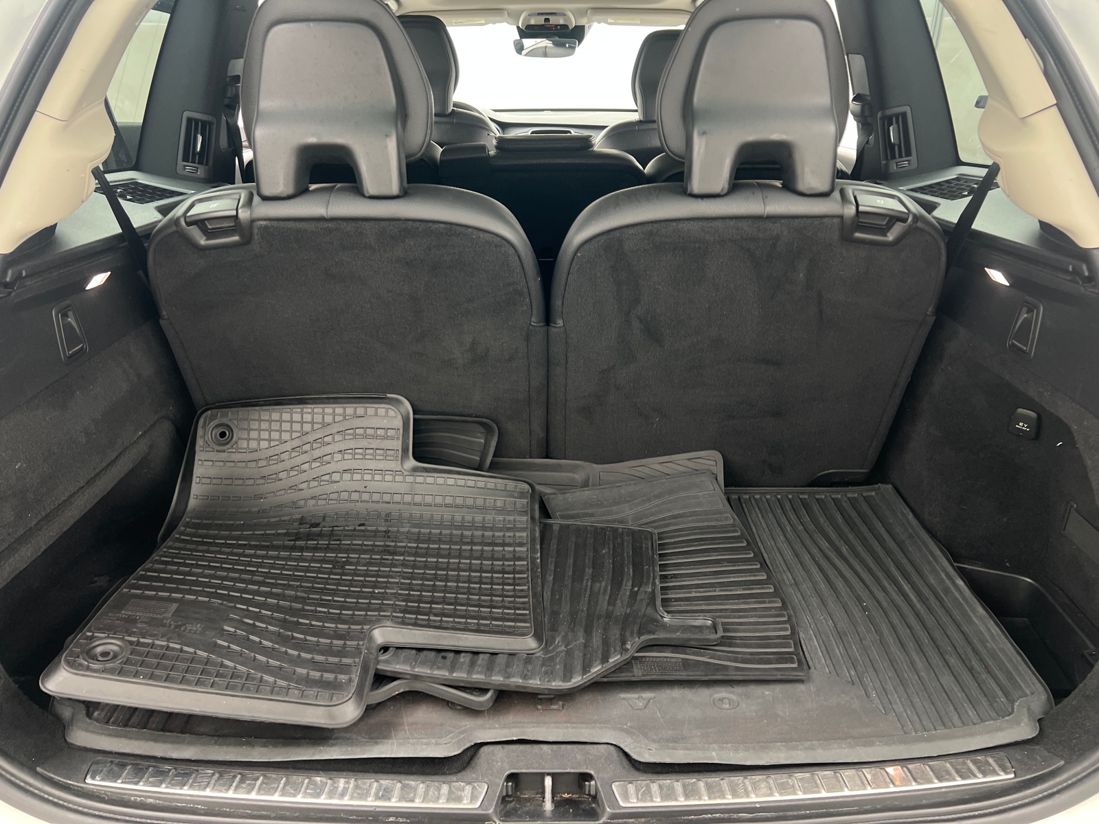 Thumbnail: 2019 Volvo XC90 - 6