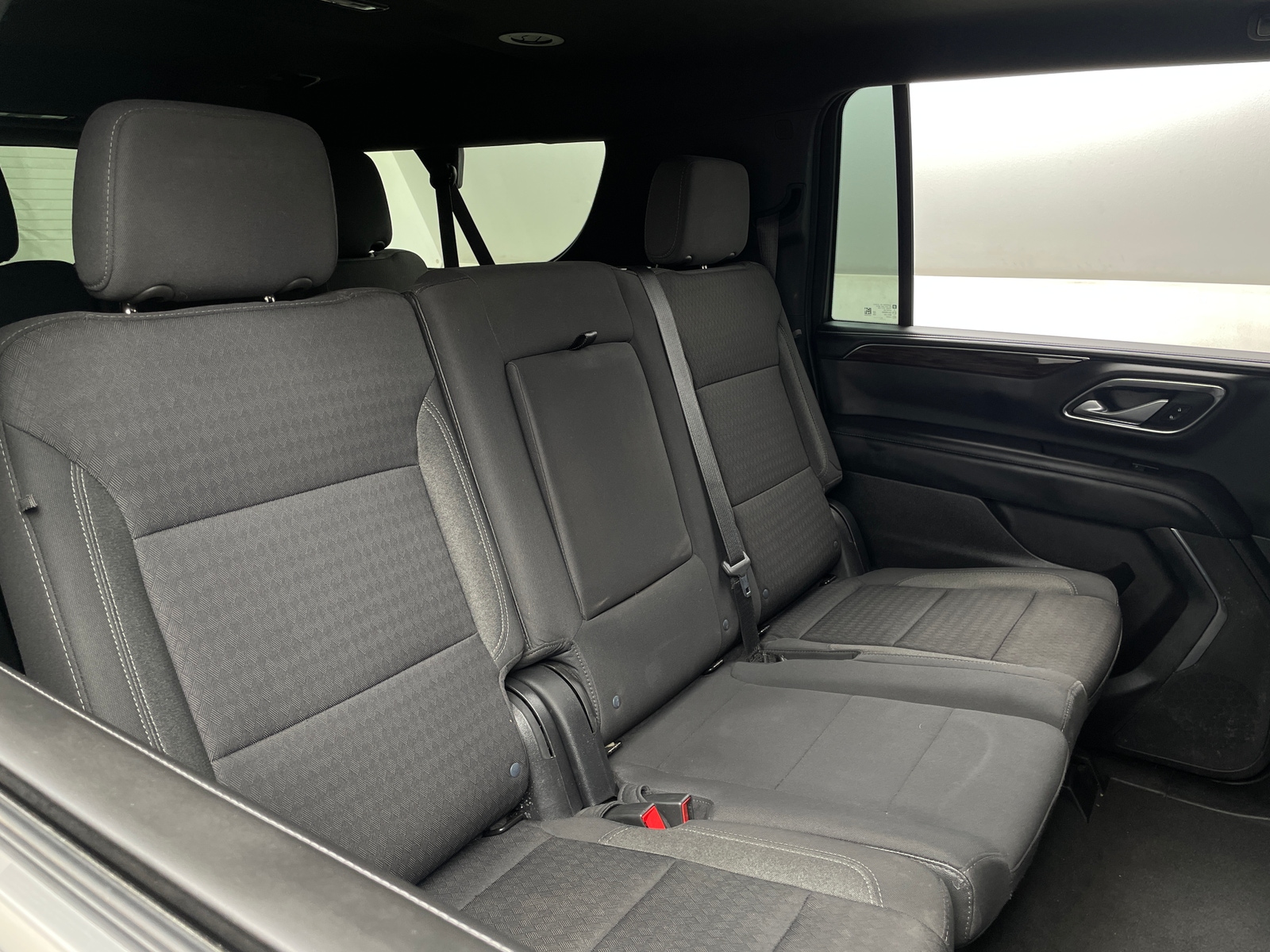 Thumbnail: 2023 Chevrolet Suburban - 6
