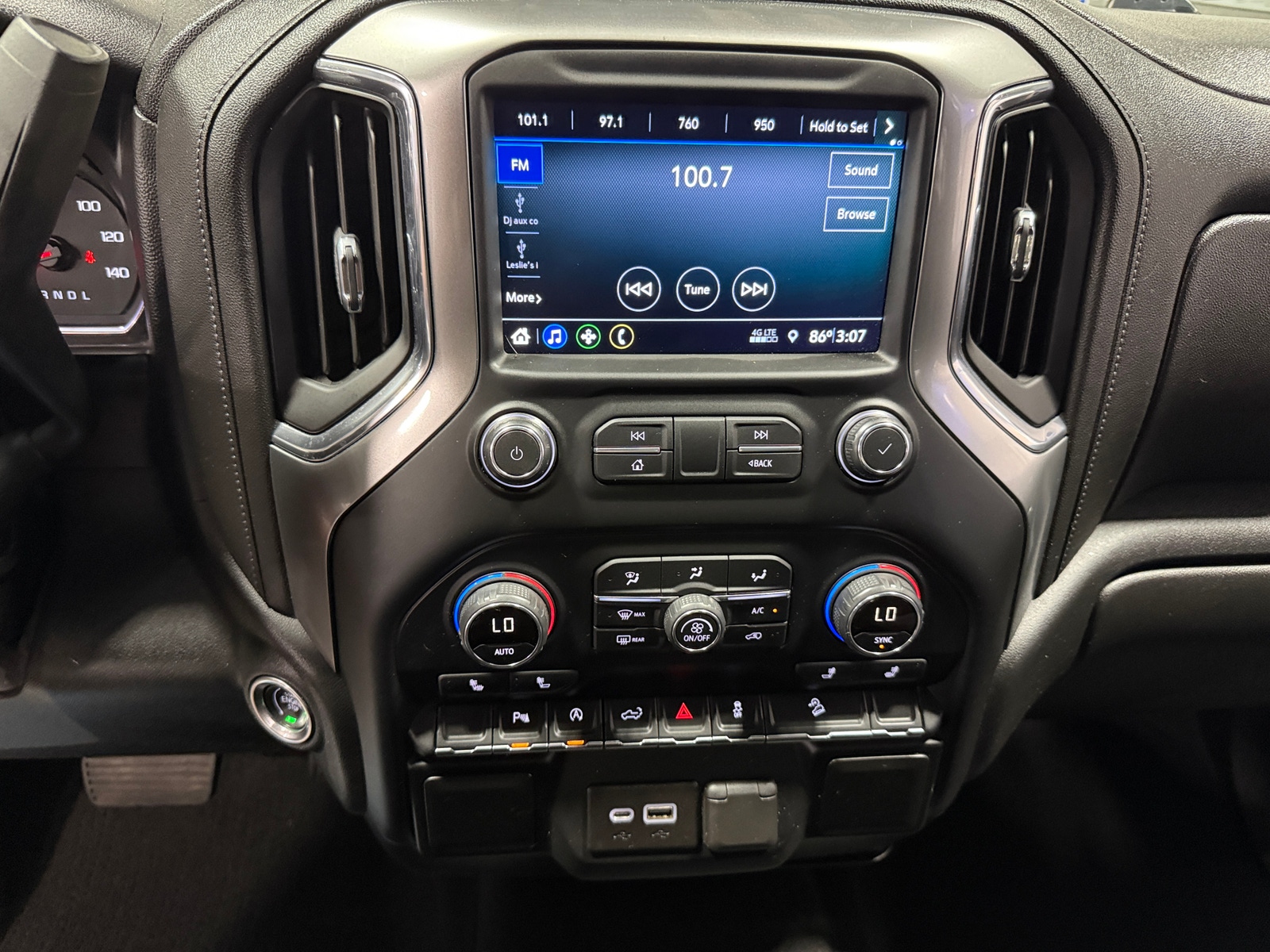 Thumbnail: 2019 Chevrolet Silverado 1500 - 4