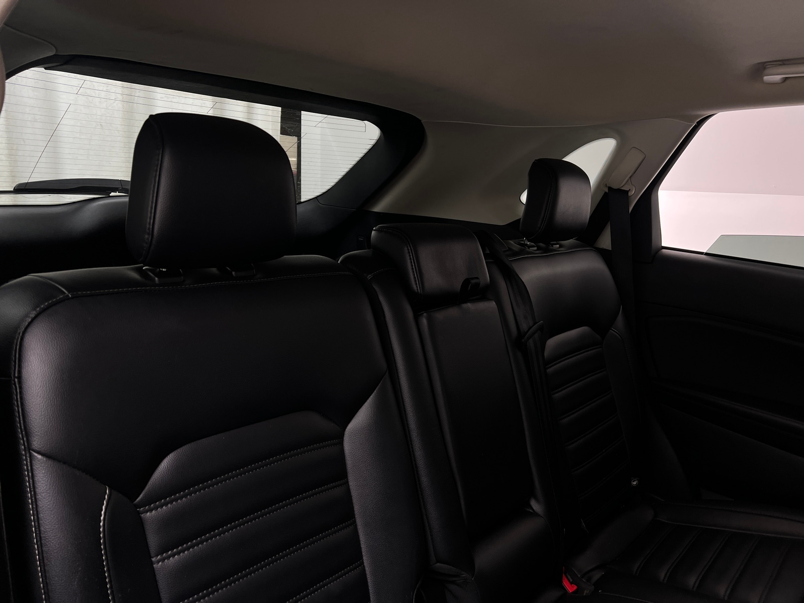 Thumbnail: 2022 Ford Edge - 5